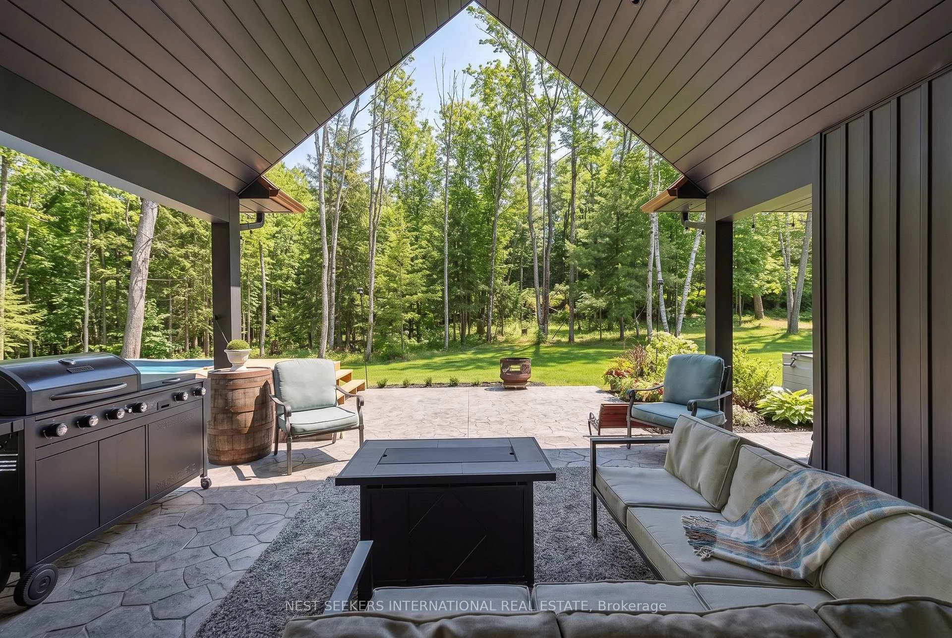 Photo 22 of 1017 Davis Drive, Gravenhurst, Morrison — HOMEH