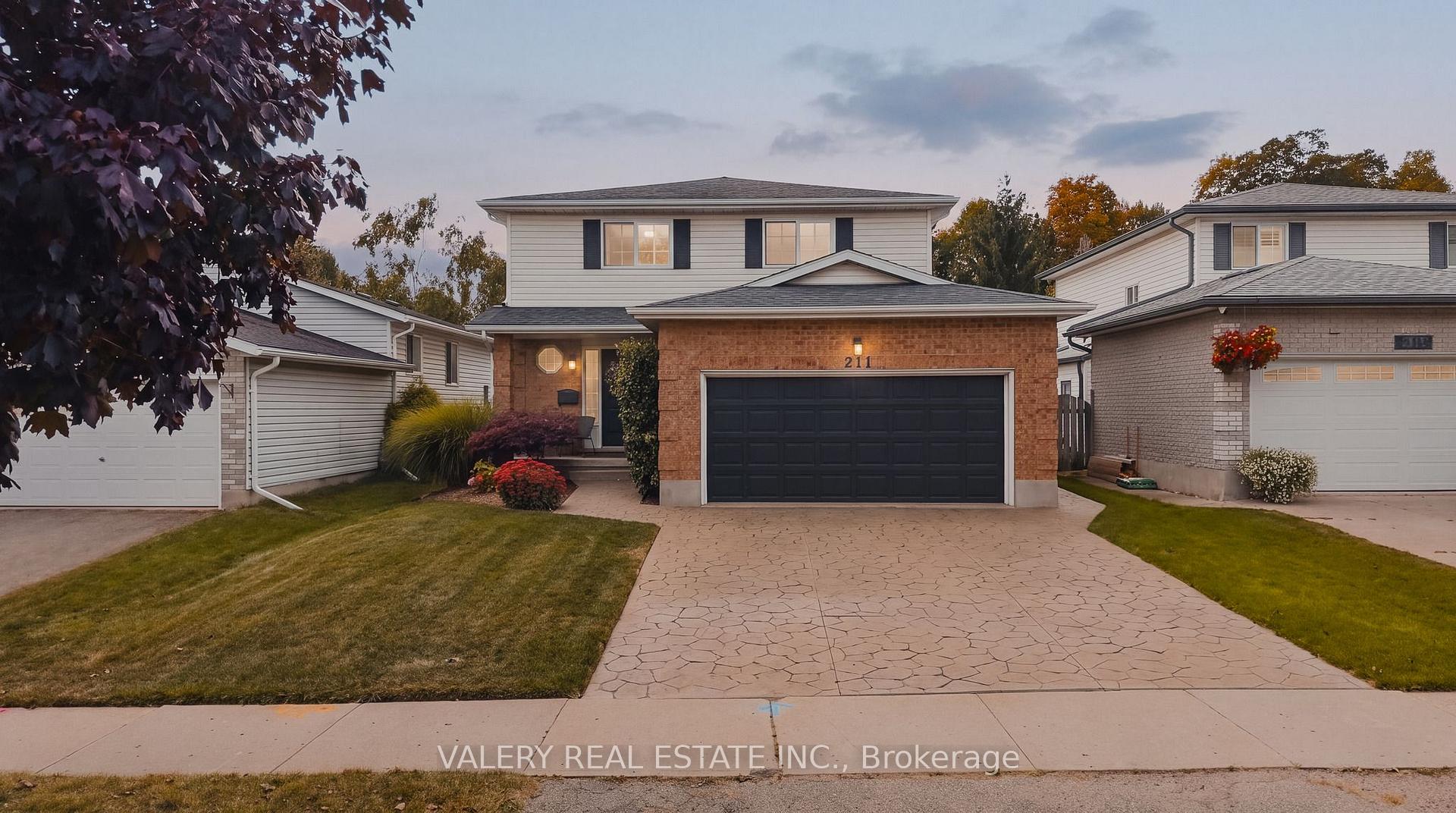 Photo 1 of 211 Eastforest Trail, Kitchener, Highland West — HOMEH