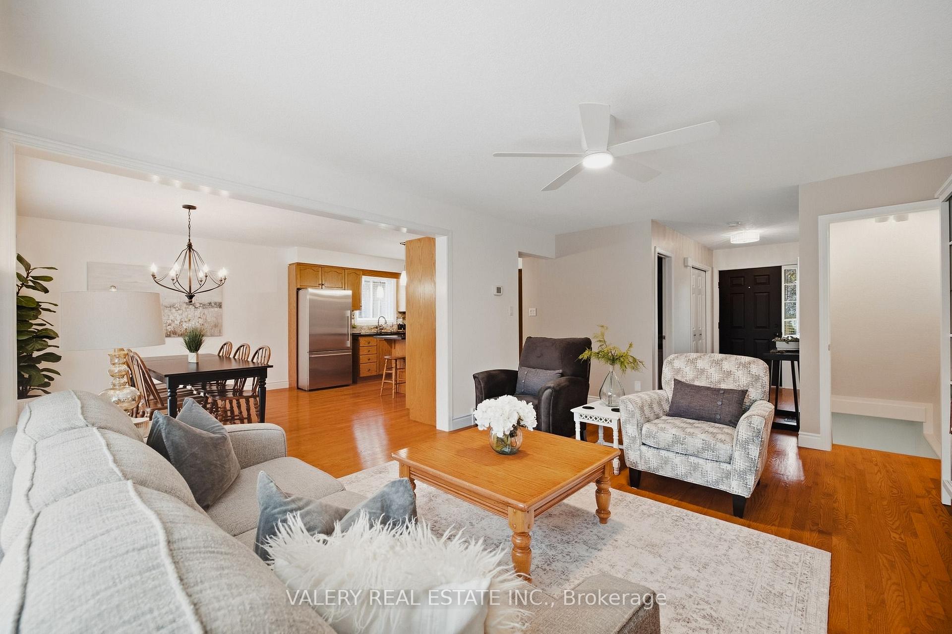 Photo 5 of 211 Eastforest Trail, Kitchener, Highland West — HOMEH