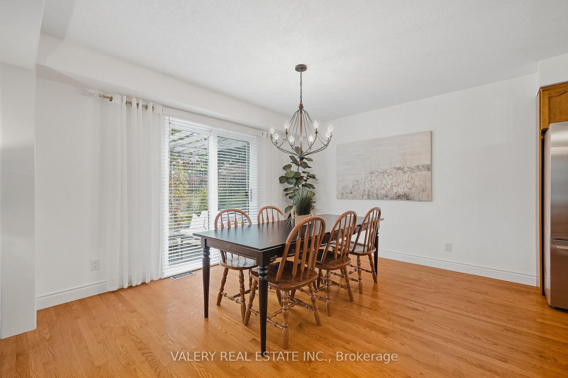 Photo 9 of 211 Eastforest Trail, Kitchener, Highland West — HOMEH