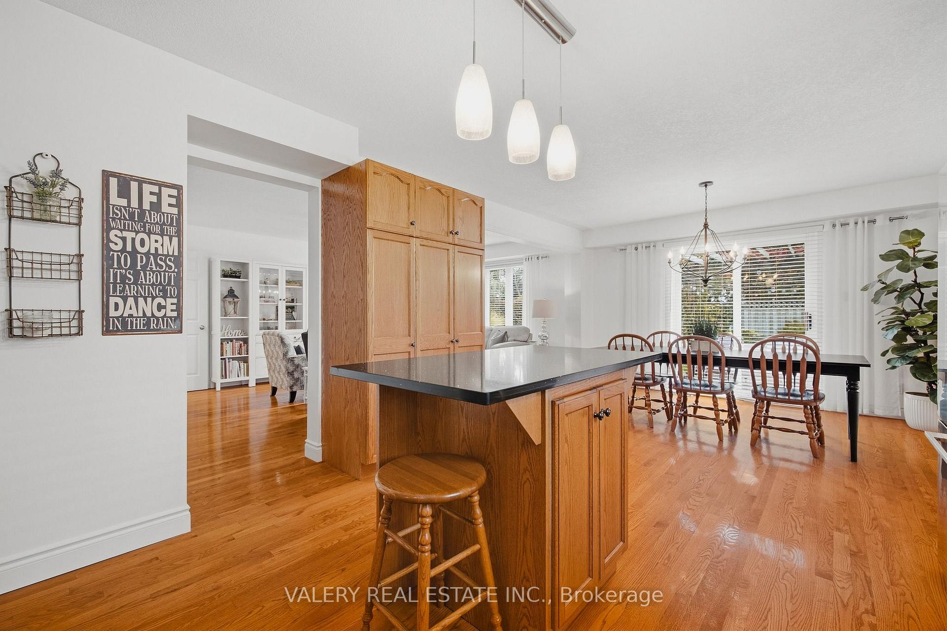 Photo 10 of 211 Eastforest Trail, Kitchener, Highland West — HOMEH