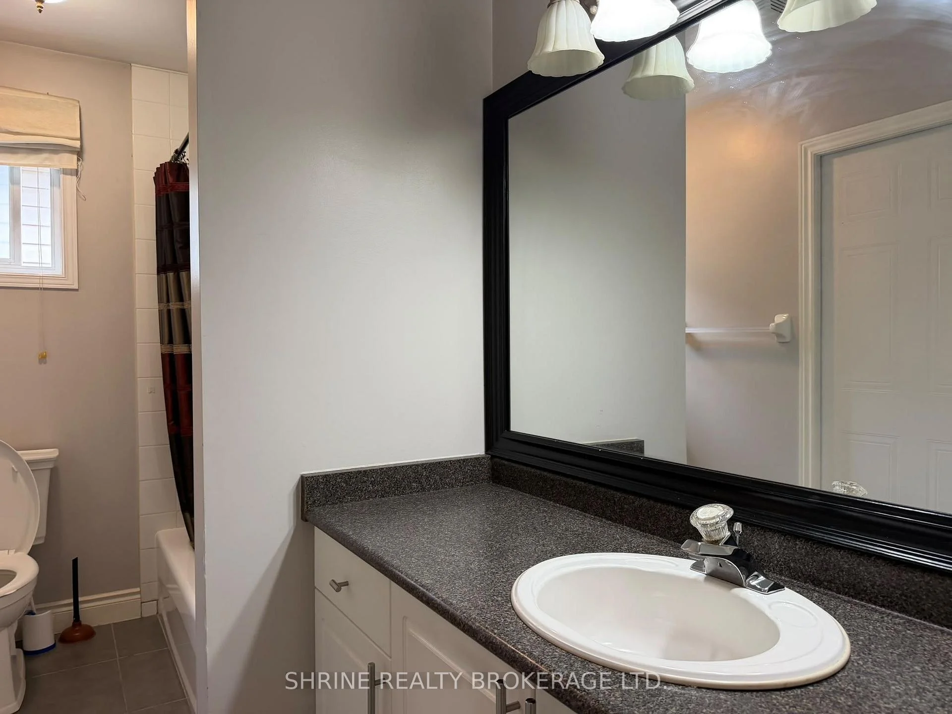 Photo 28 of 368 Seddon Road, London, South T — HOMEH