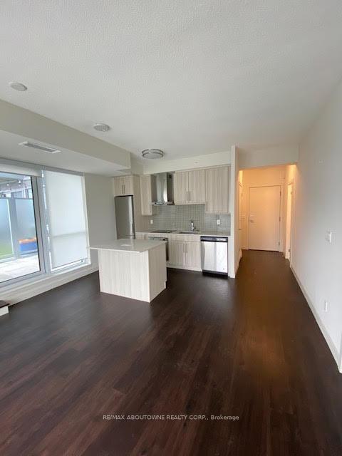 Photo 9 of Unit 608, 2087 Fairview Street, Burlington, Freeman — HOMEH