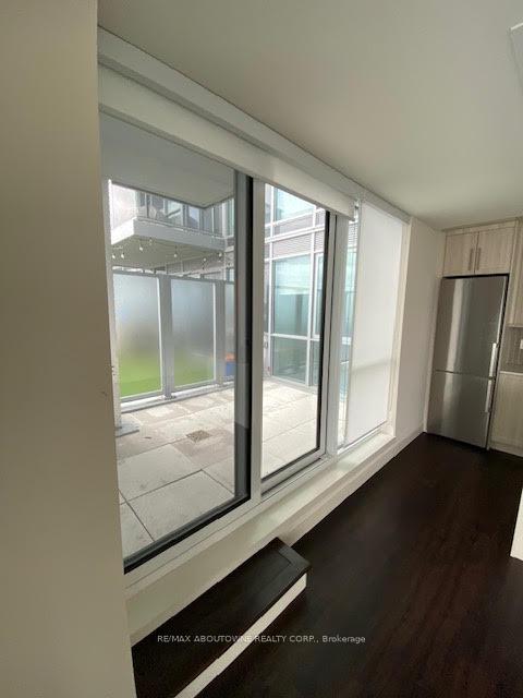 Photo 15 of Unit 608, 2087 Fairview Street, Burlington, Freeman — HOMEH