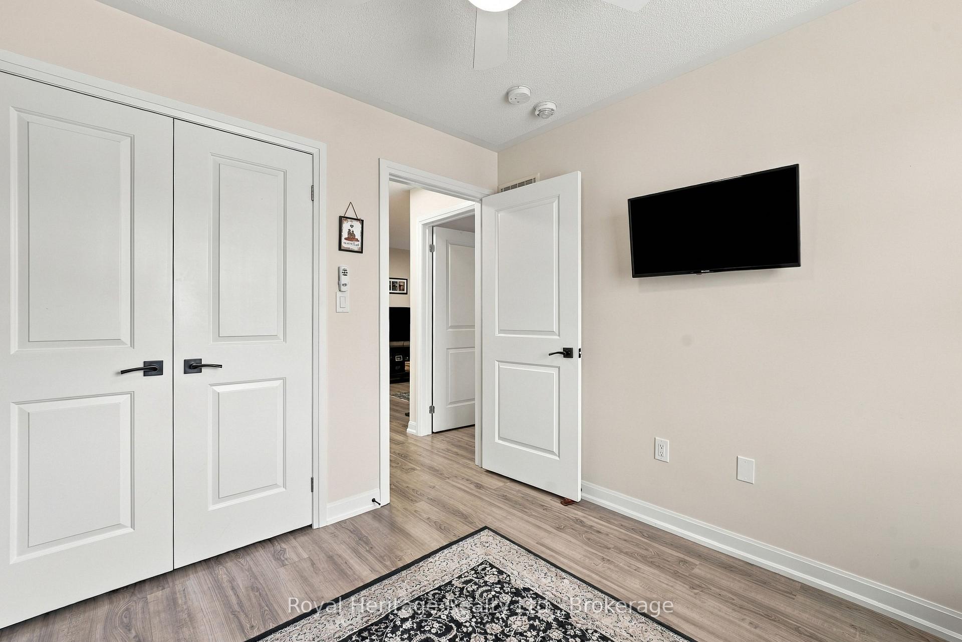 Photo 22 of 66 Longshore Way, Whitby, Port Whitby — HOMEH