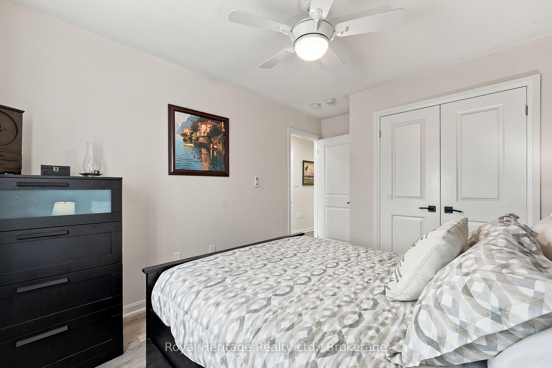 Photo 24 of 66 Longshore Way, Whitby, Port Whitby — HOMEH
