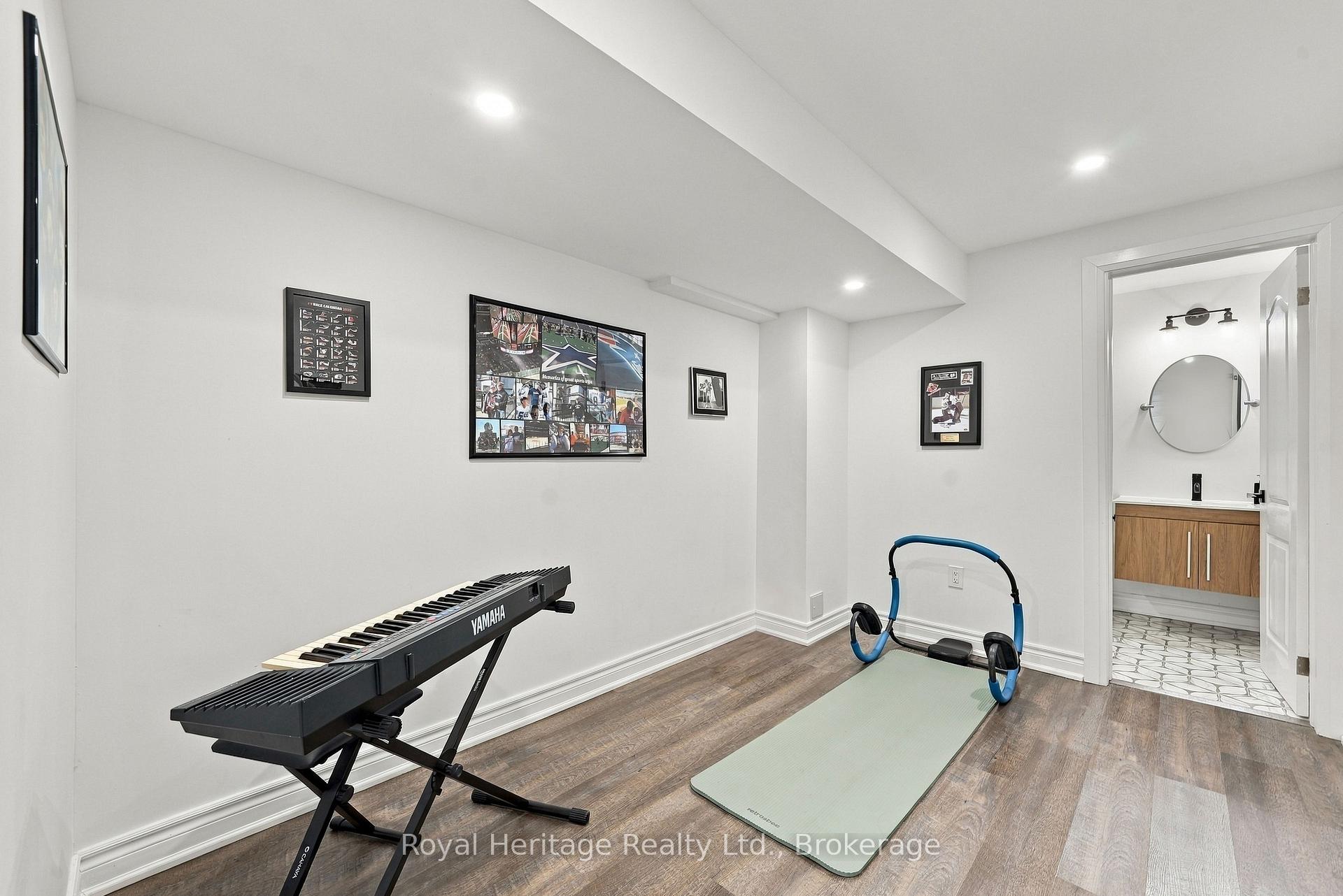 Photo 38 of 66 Longshore Way, Whitby, Port Whitby — HOMEH