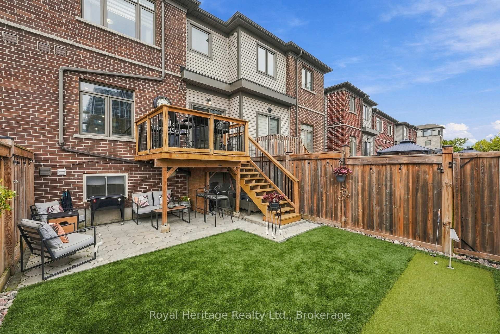 Photo 40 of 66 Longshore Way, Whitby, Port Whitby — HOMEH