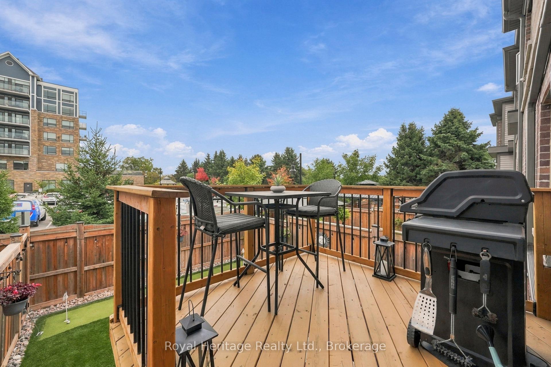 Photo 45 of 66 Longshore Way, Whitby, Port Whitby — HOMEH