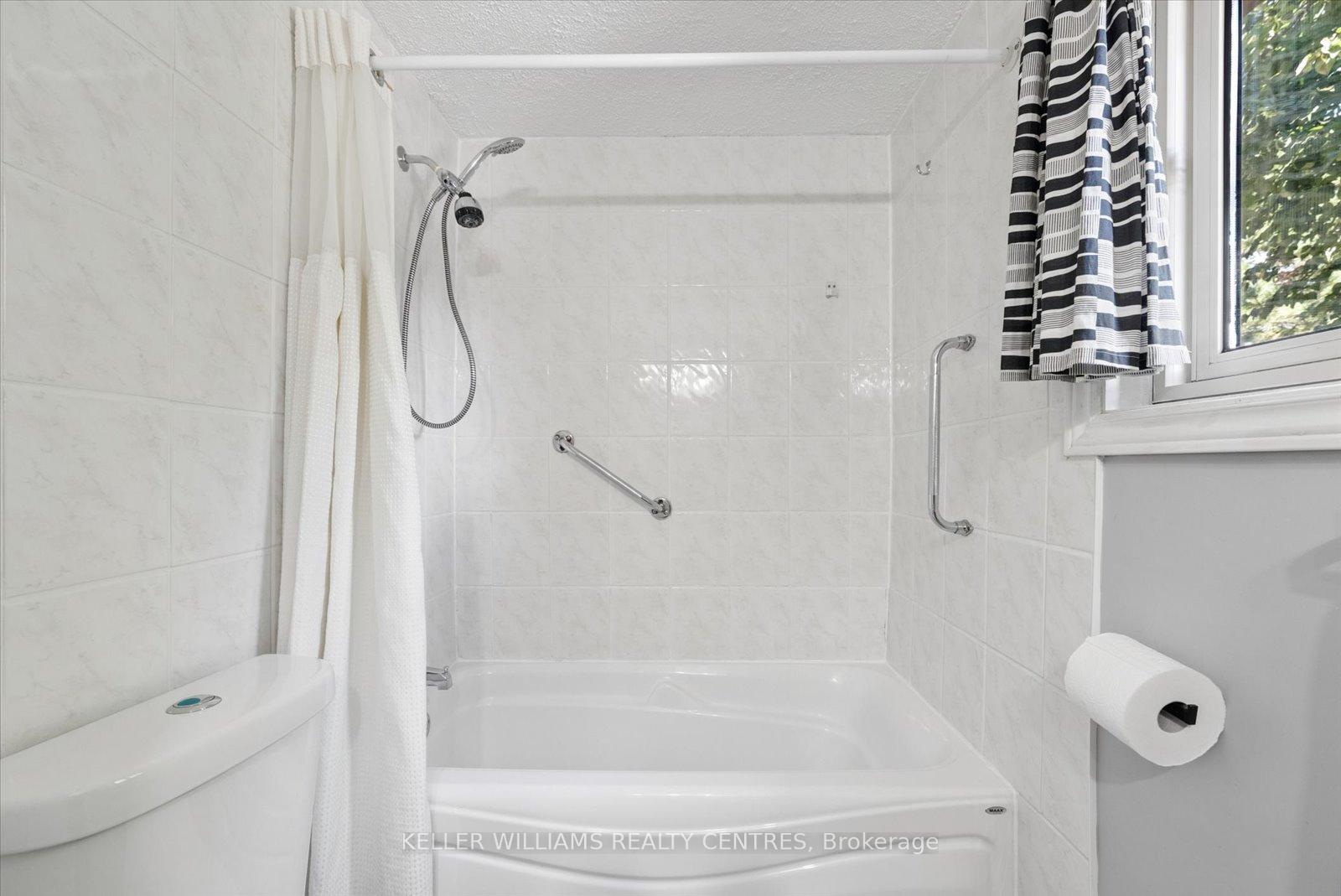 Photo 33 of Unit 19, 6 Meadow Lane, Barrie, Ardagh — HOMEH