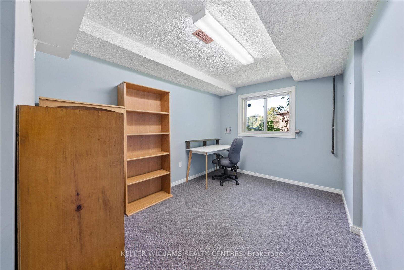 Photo 36 of Unit 19, 6 Meadow Lane, Barrie, Ardagh — HOMEH