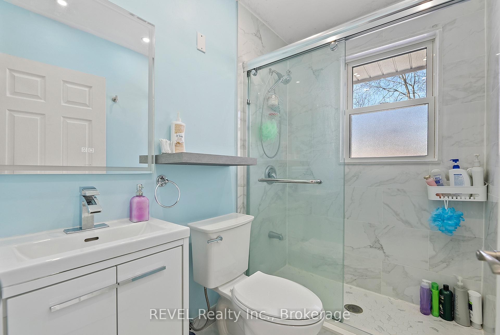 Photo 14 of Unit Upper Unit, 8327 Parkway Drive, Niagara Falls, Chippawa — HOMEH