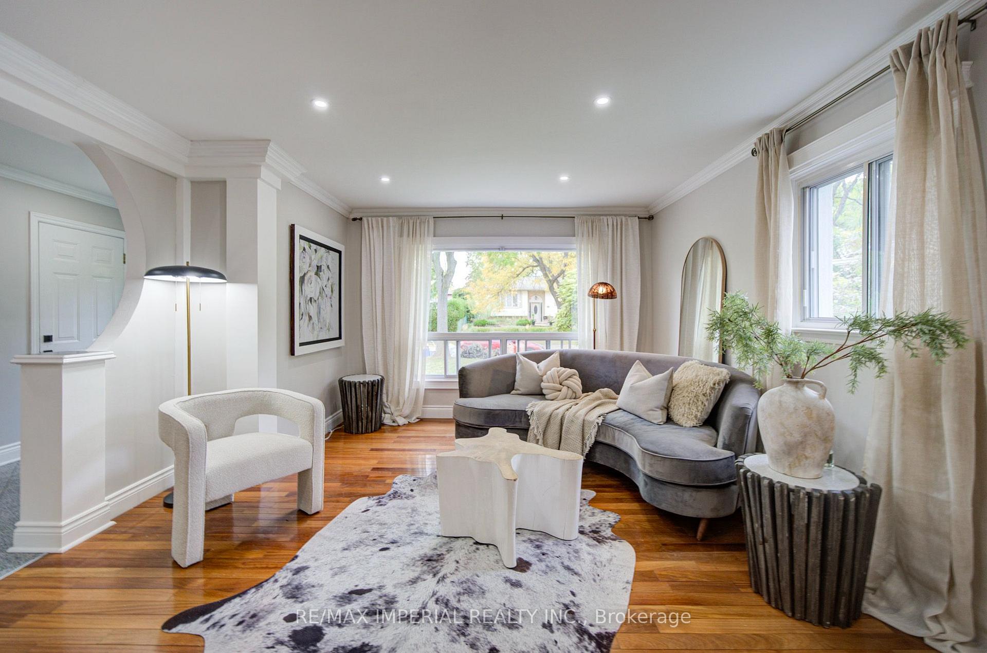 Photo 7 of 19 Penwick Crescent, Richmond Hill, North Richvale — HOMEH