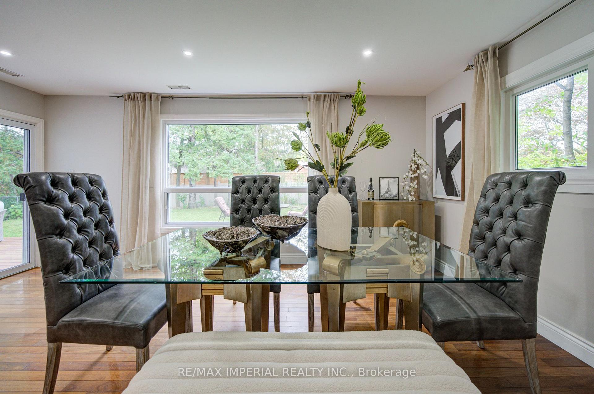 Photo 13 of 19 Penwick Crescent, Richmond Hill, North Richvale — HOMEH