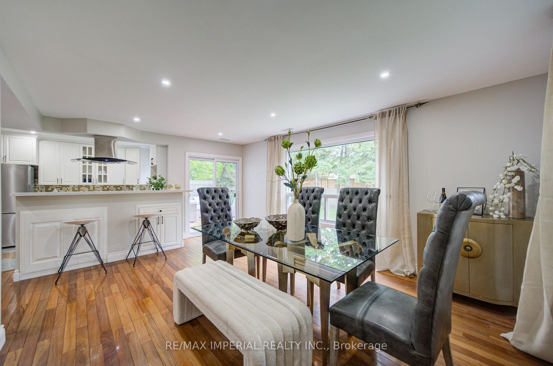 Photo 14 of 19 Penwick Crescent, Richmond Hill, North Richvale — HOMEH
