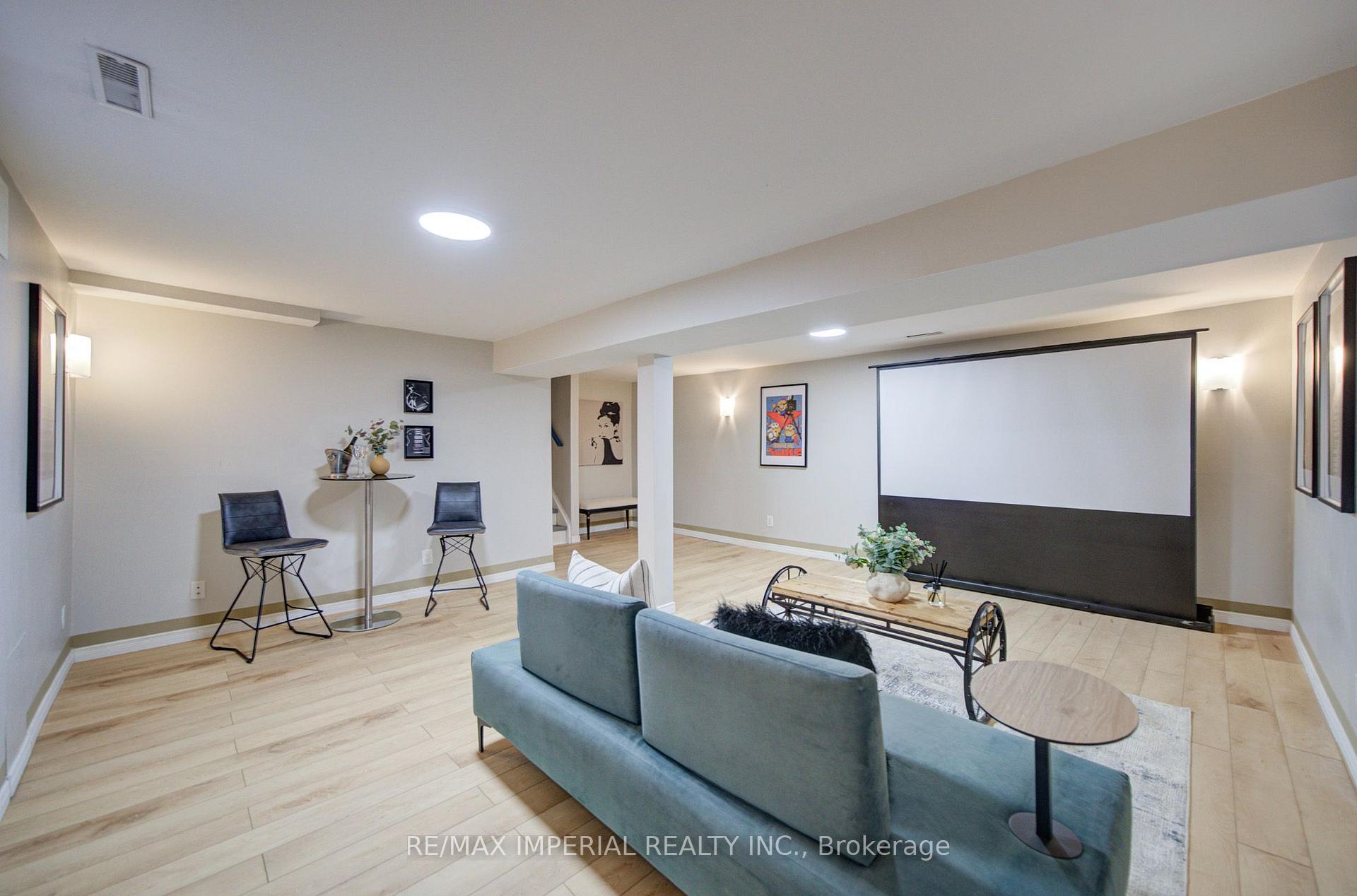 Photo 36 of 19 Penwick Crescent, Richmond Hill, North Richvale — HOMEH