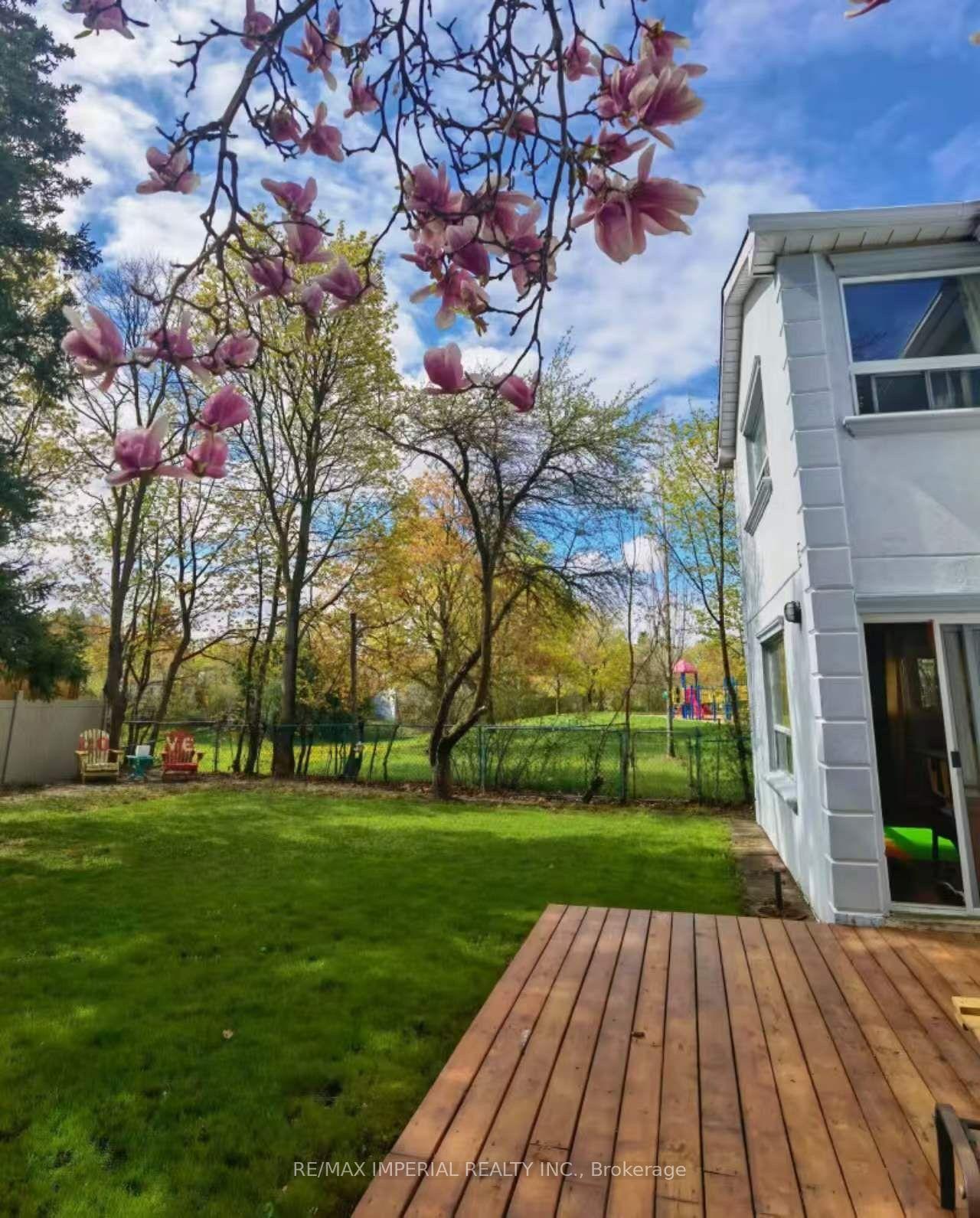Photo 43 of 19 Penwick Crescent, Richmond Hill, North Richvale — HOMEH