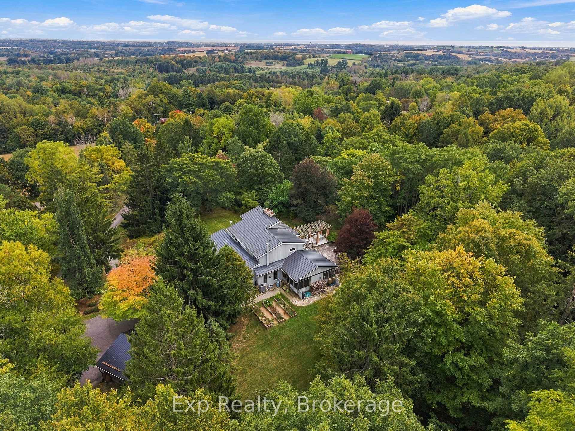 Photo 5 of 3282 Williamson Road, Hamilton Township, Rural Hamilton — HOMEH
