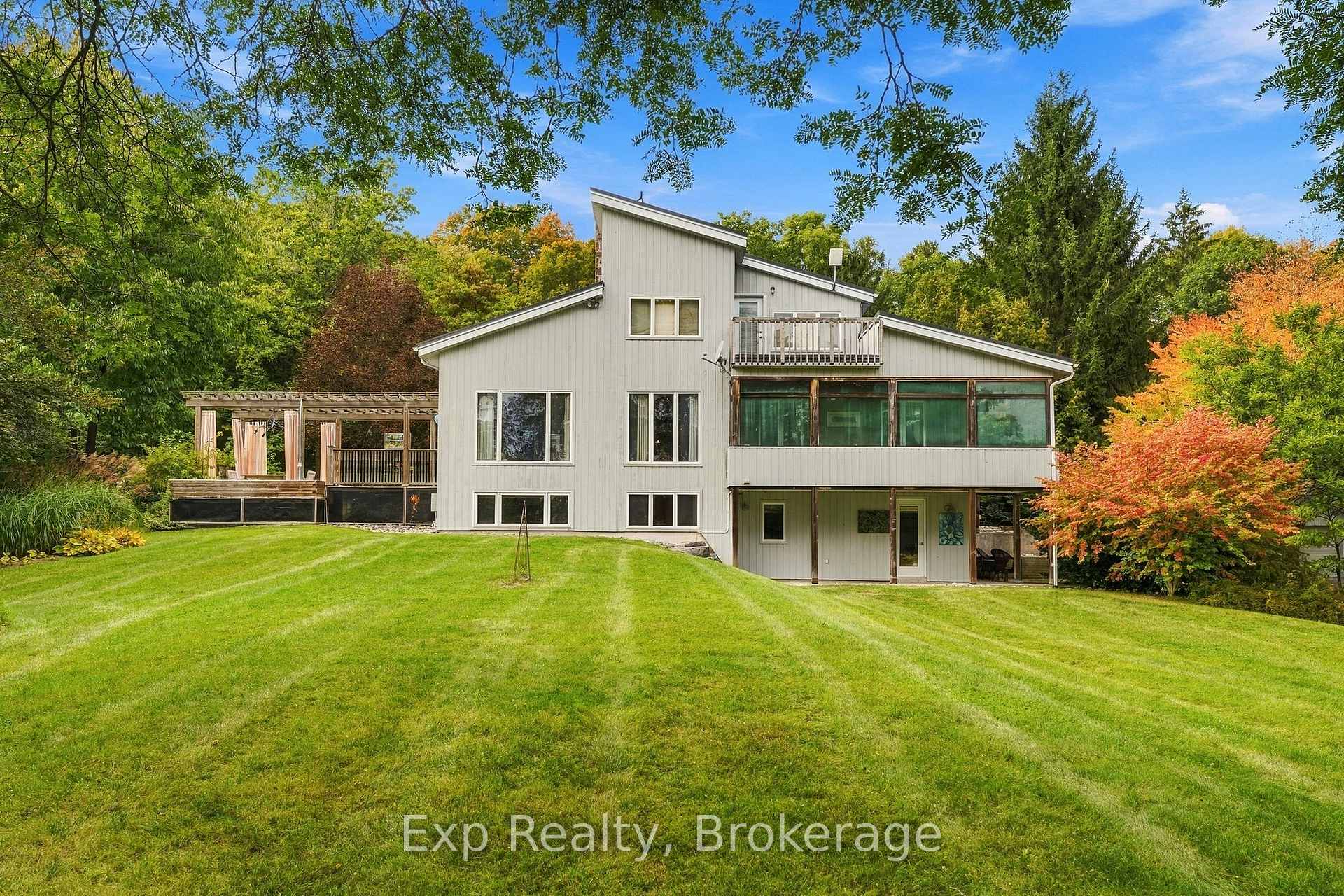 Photo 7 of 3282 Williamson Road, Hamilton Township, Rural Hamilton — HOMEH