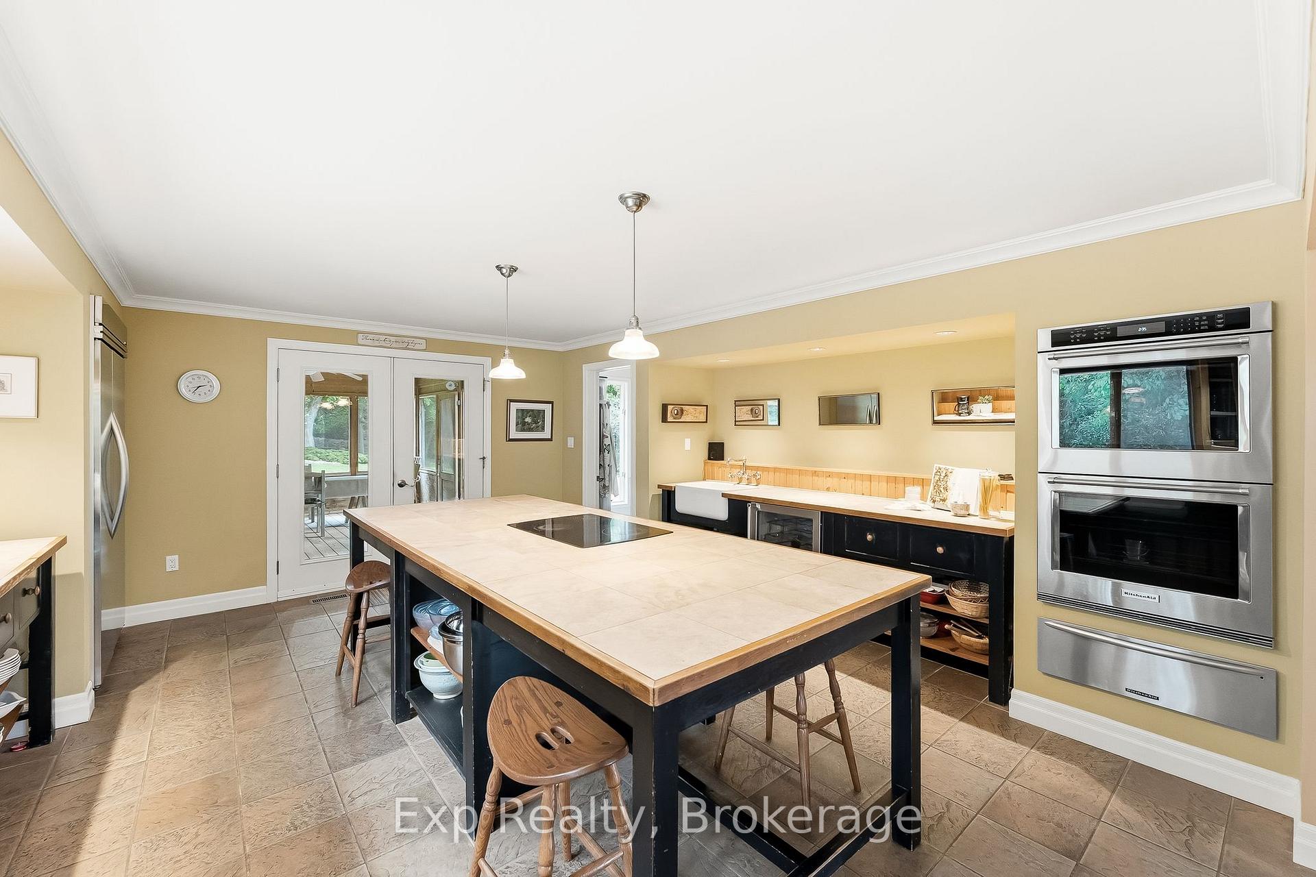 Photo 22 of 3282 Williamson Road, Hamilton Township, Rural Hamilton — HOMEH