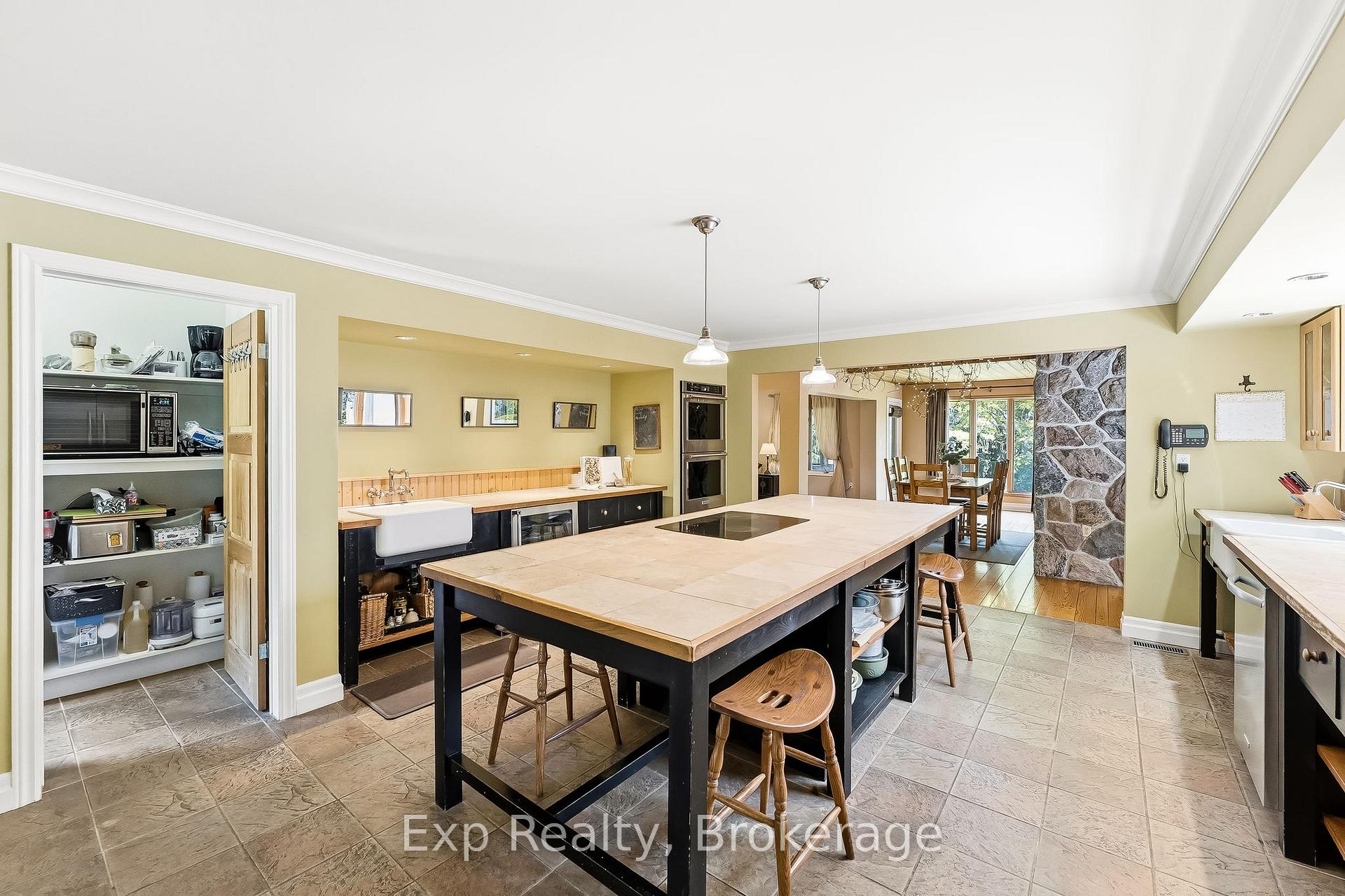 Photo 25 of 3282 Williamson Road, Hamilton Township, Rural Hamilton — HOMEH