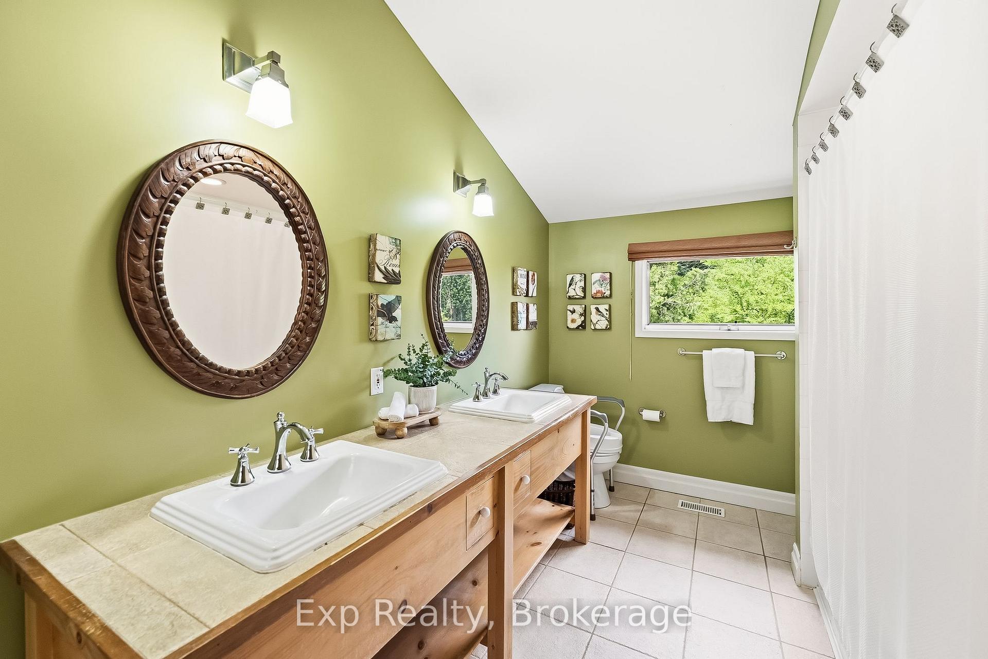 Photo 35 of 3282 Williamson Road, Hamilton Township, Rural Hamilton — HOMEH