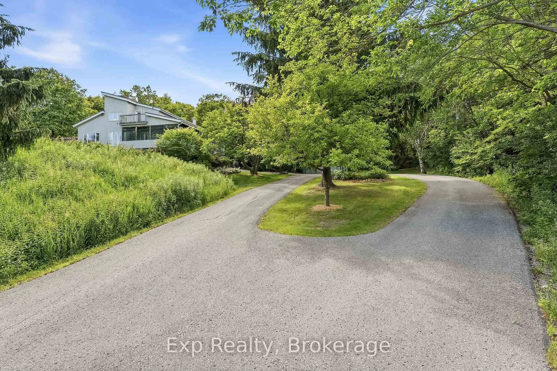 Photo 10 of 3282 Williamson Road, Hamilton Township, Rural Hamilton — HOMEH