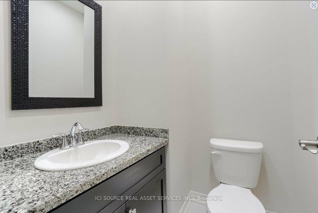 Photo 3 of 93 Sonoma Valley Crescent, Hamilton, Mewburn — HOMEH