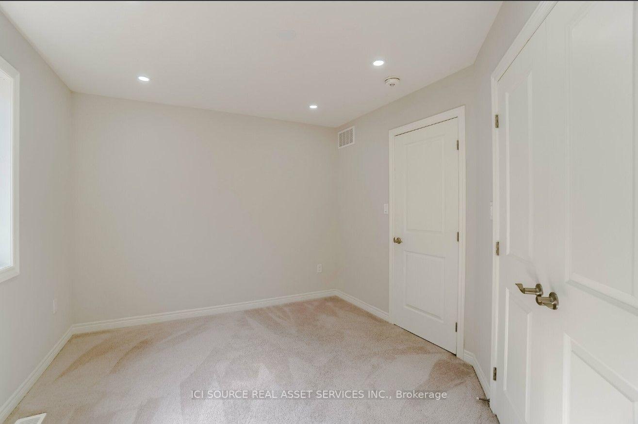 Photo 18 of 93 Sonoma Valley Crescent, Hamilton, Mewburn — HOMEH