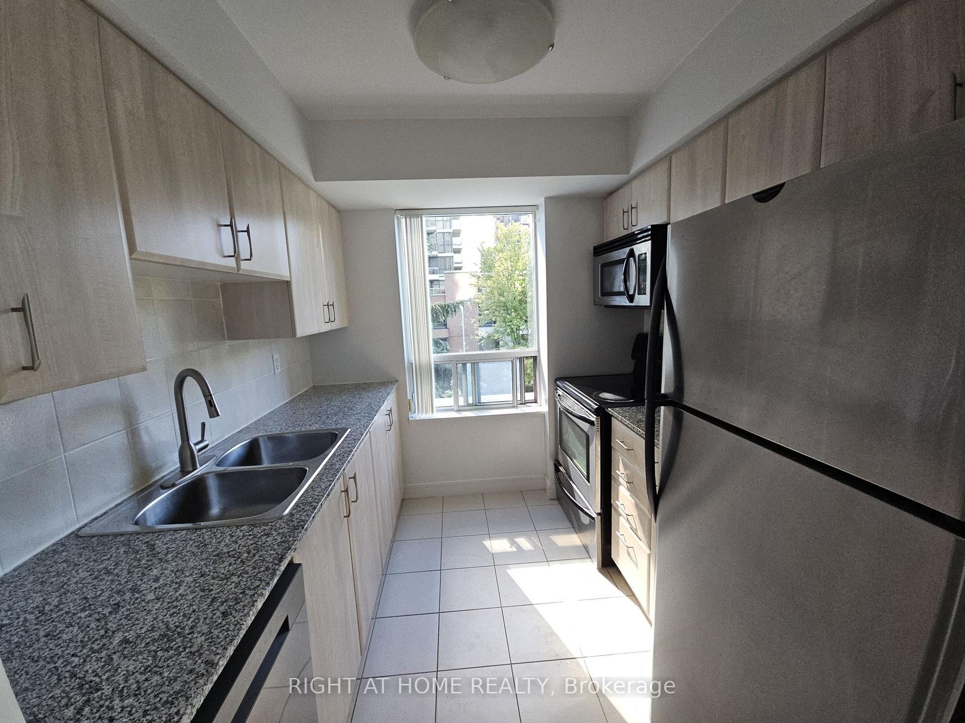 Photo 10 of Unit 310, 31 Bales Avenue, North York, Willowdale East — HOMEH