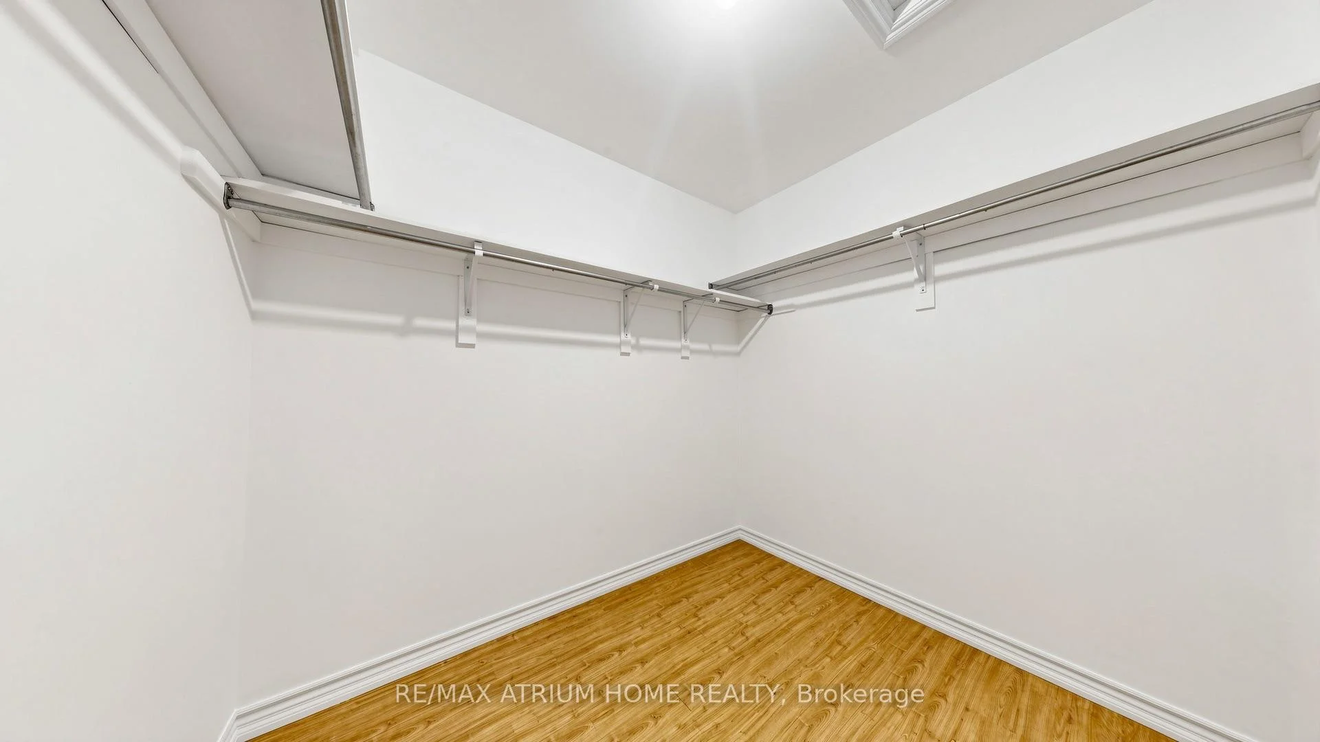 Photo 38 of 12 Merry Brook Lane, Markham, Milliken Mills West — HOMEH