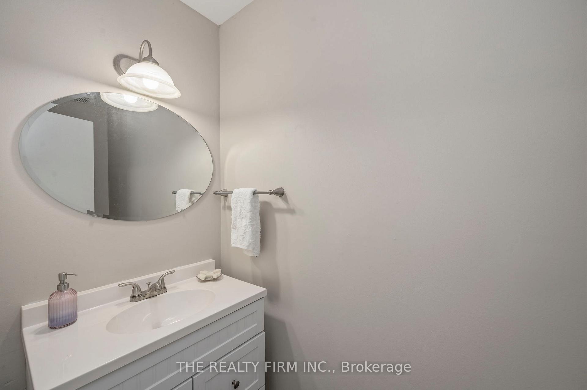 Photo 5 of 91 Monmore Road, London, North F — HOMEH