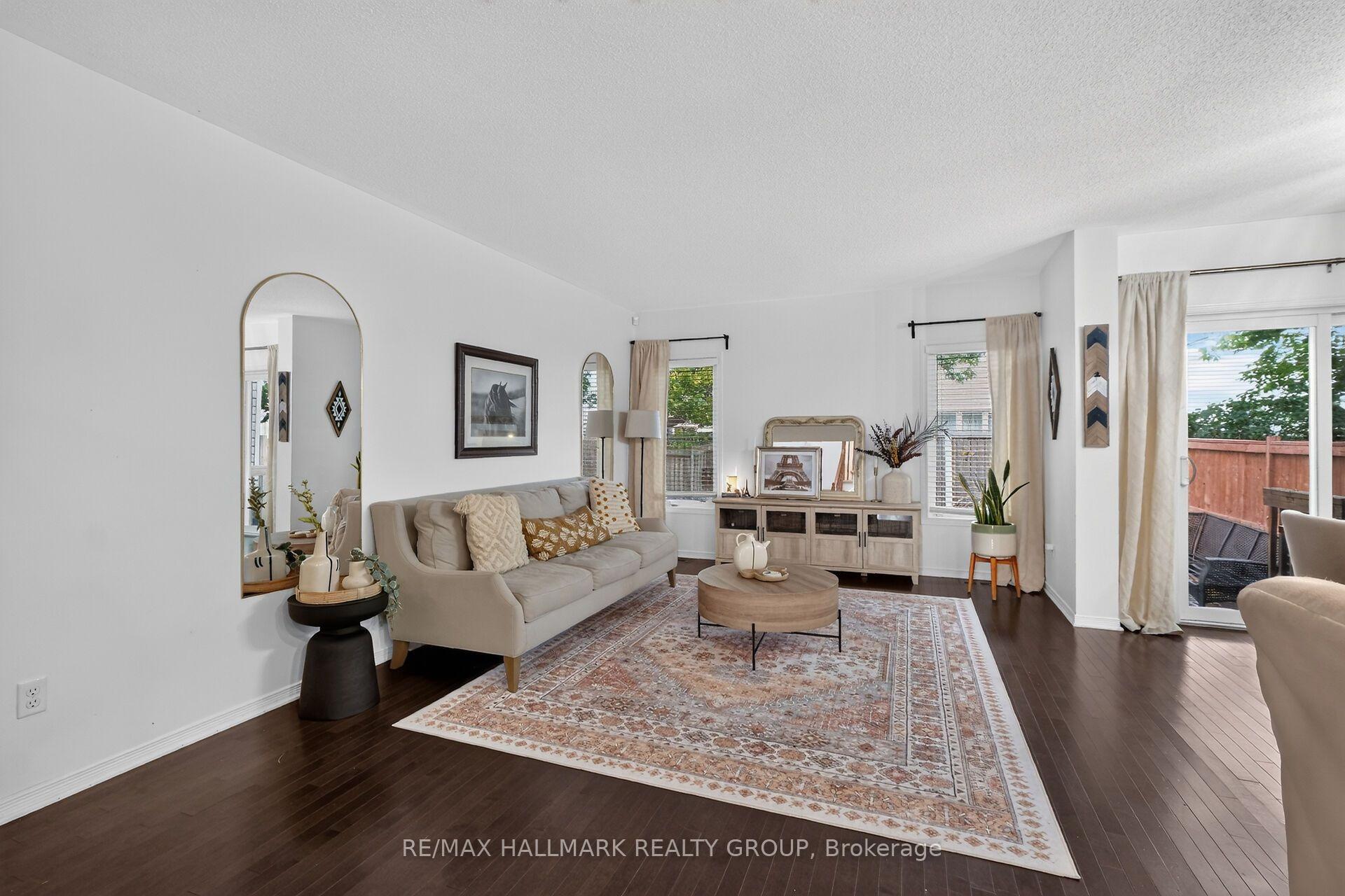 Photo 9 of 127 Destiny Private, Ottawa, Fallingbrook/Gardenway South — HOMEH