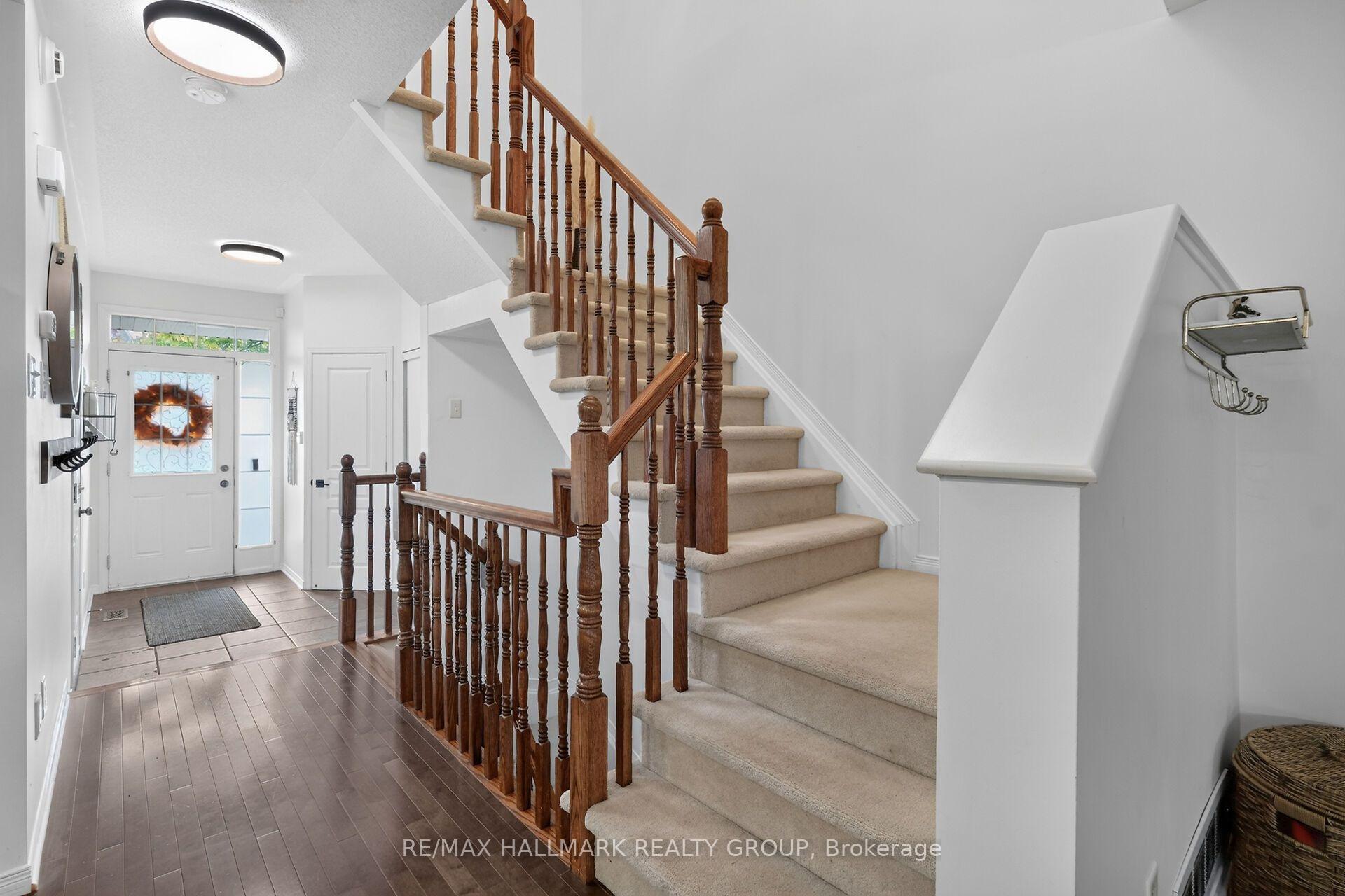 Photo 13 of 127 Destiny Private, Ottawa, Fallingbrook/Gardenway South — HOMEH