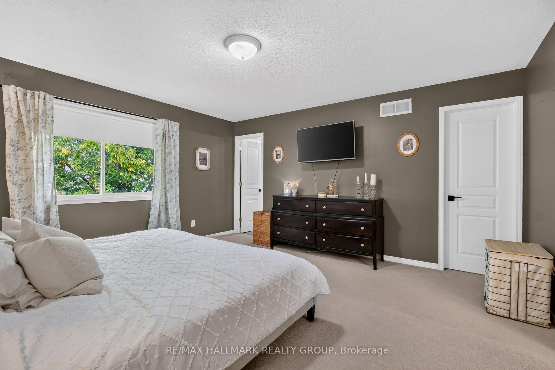 Photo 16 of 127 Destiny Private, Ottawa, Fallingbrook/Gardenway South — HOMEH