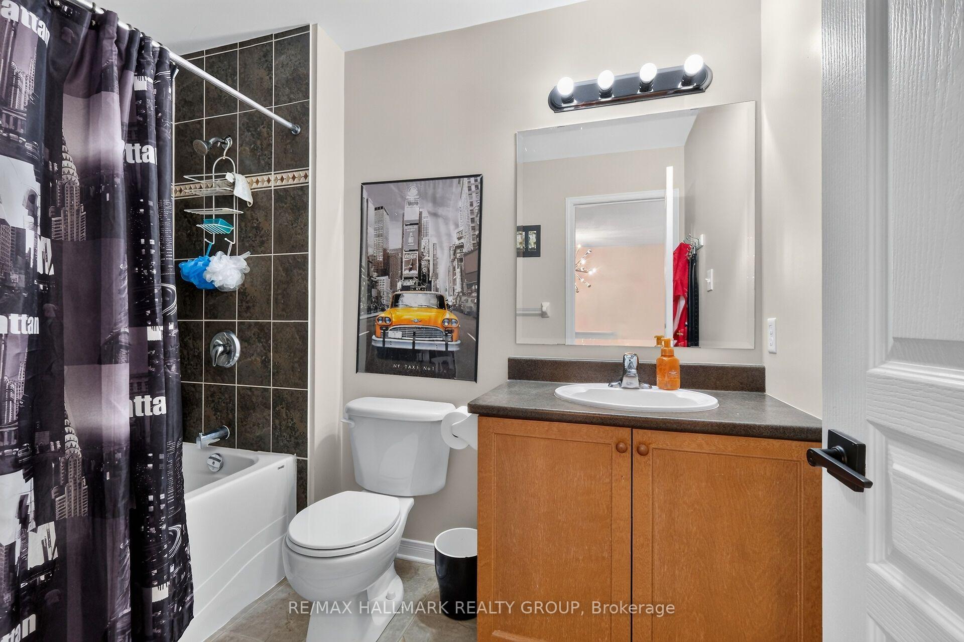 Photo 23 of 127 Destiny Private, Ottawa, Fallingbrook/Gardenway South — HOMEH