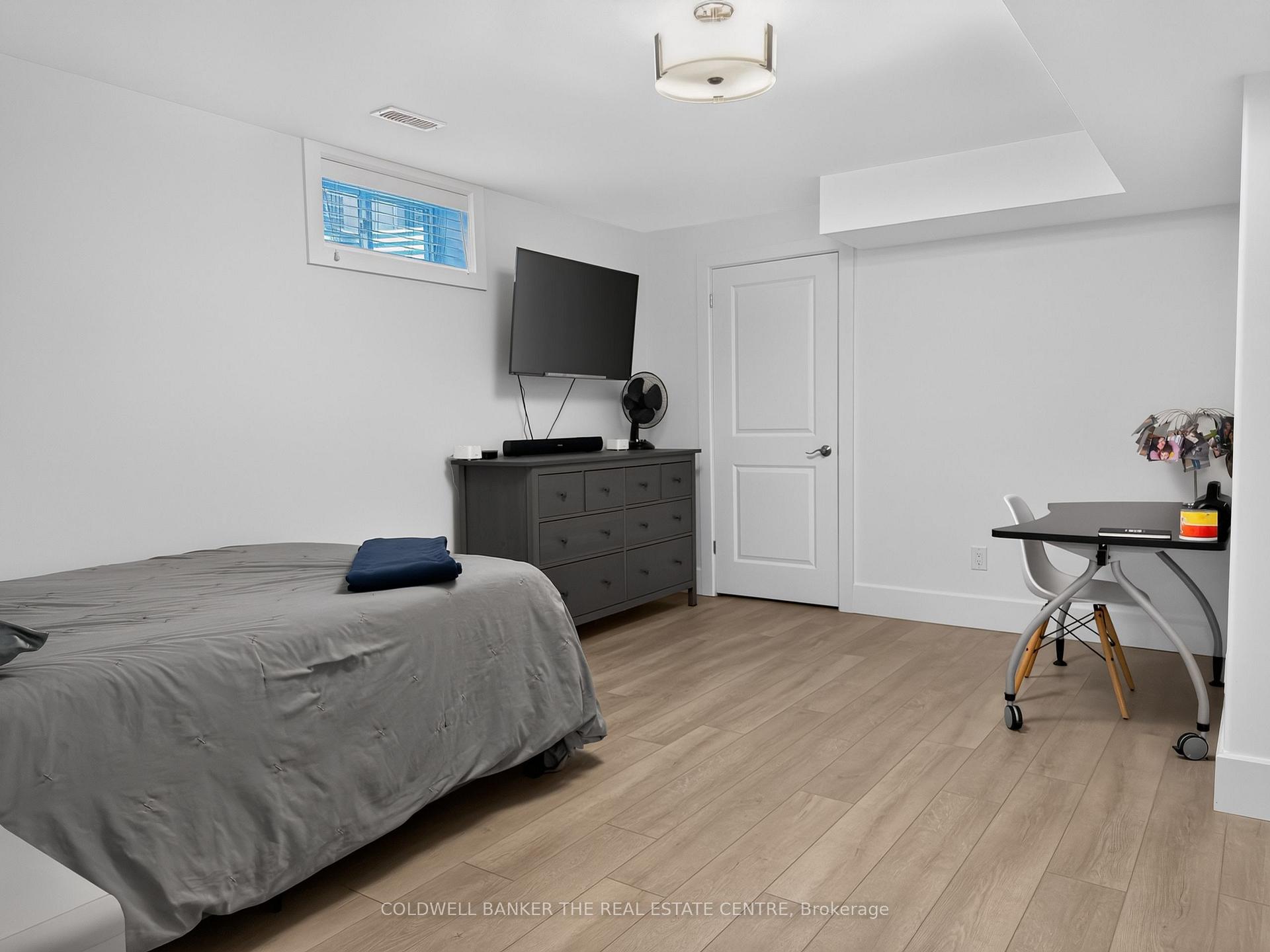 Photo 20 of 23 Nightfall Court, Chatham-Kent, Chatham — HOMEH