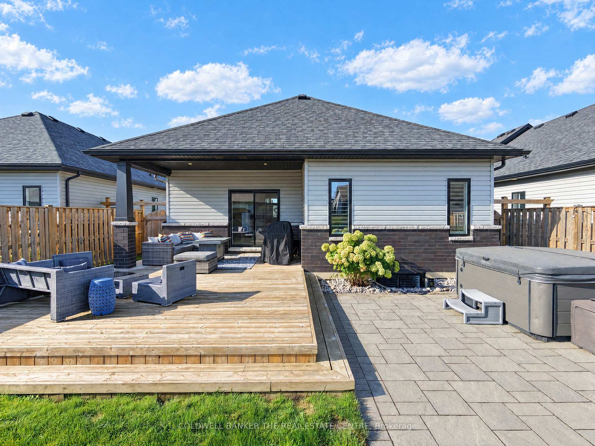 Photo 28 of 23 Nightfall Court, Chatham-Kent, Chatham — HOMEH