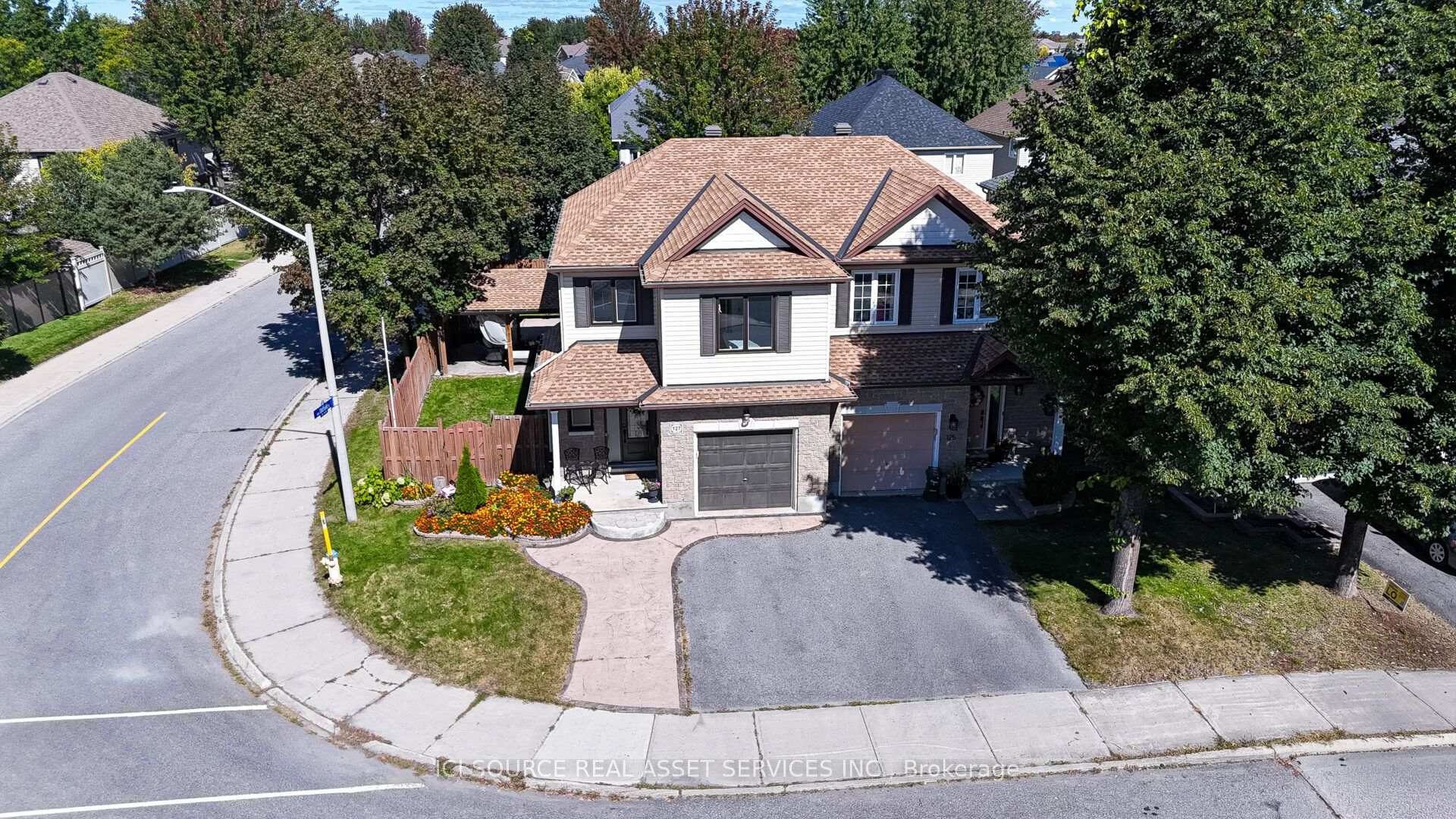 Photo of 127 Waterbridge Drive