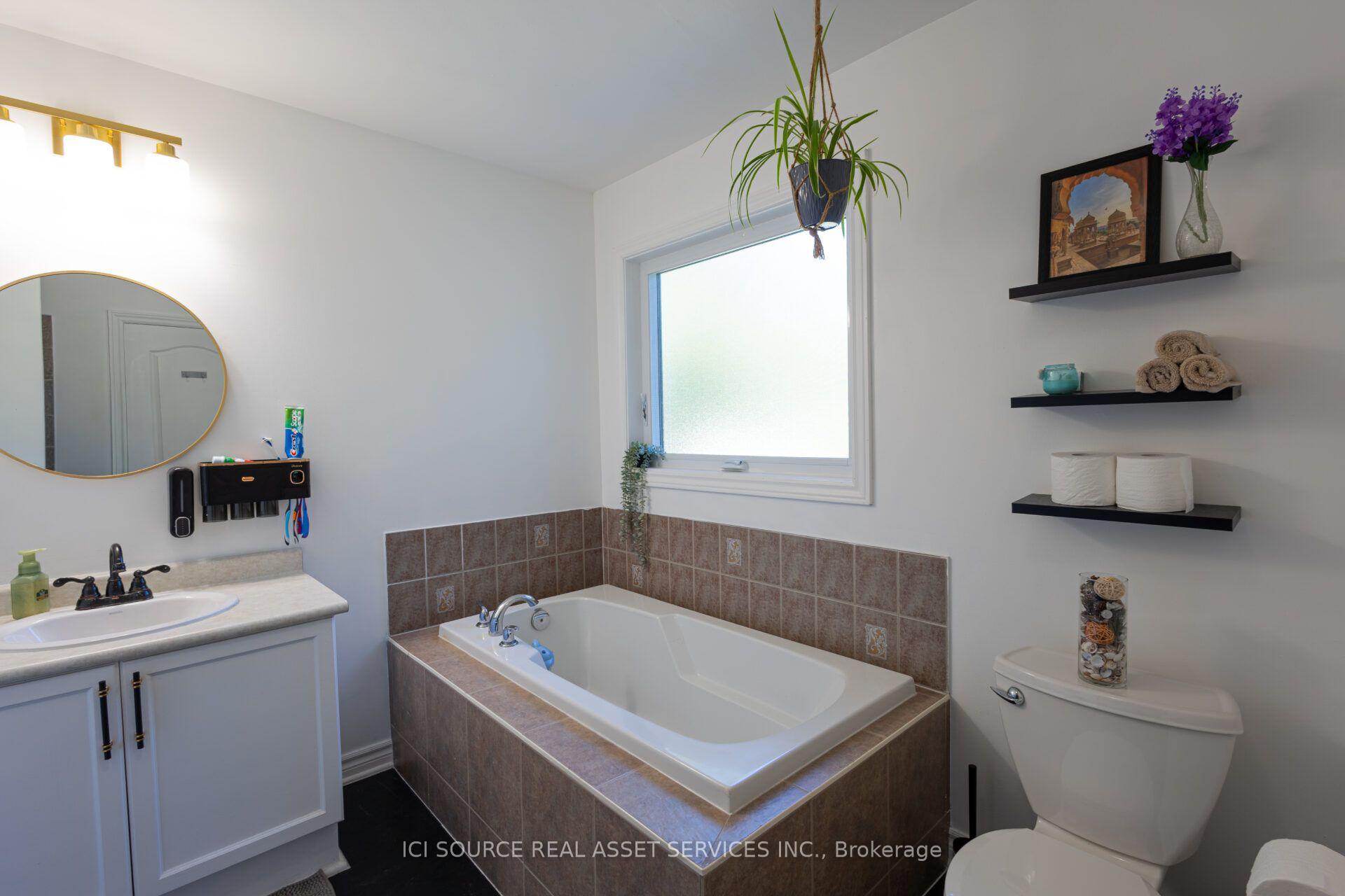 Photo 22 of 127 Waterbridge Drive, Ottawa, Barrhaven East — HOMEH