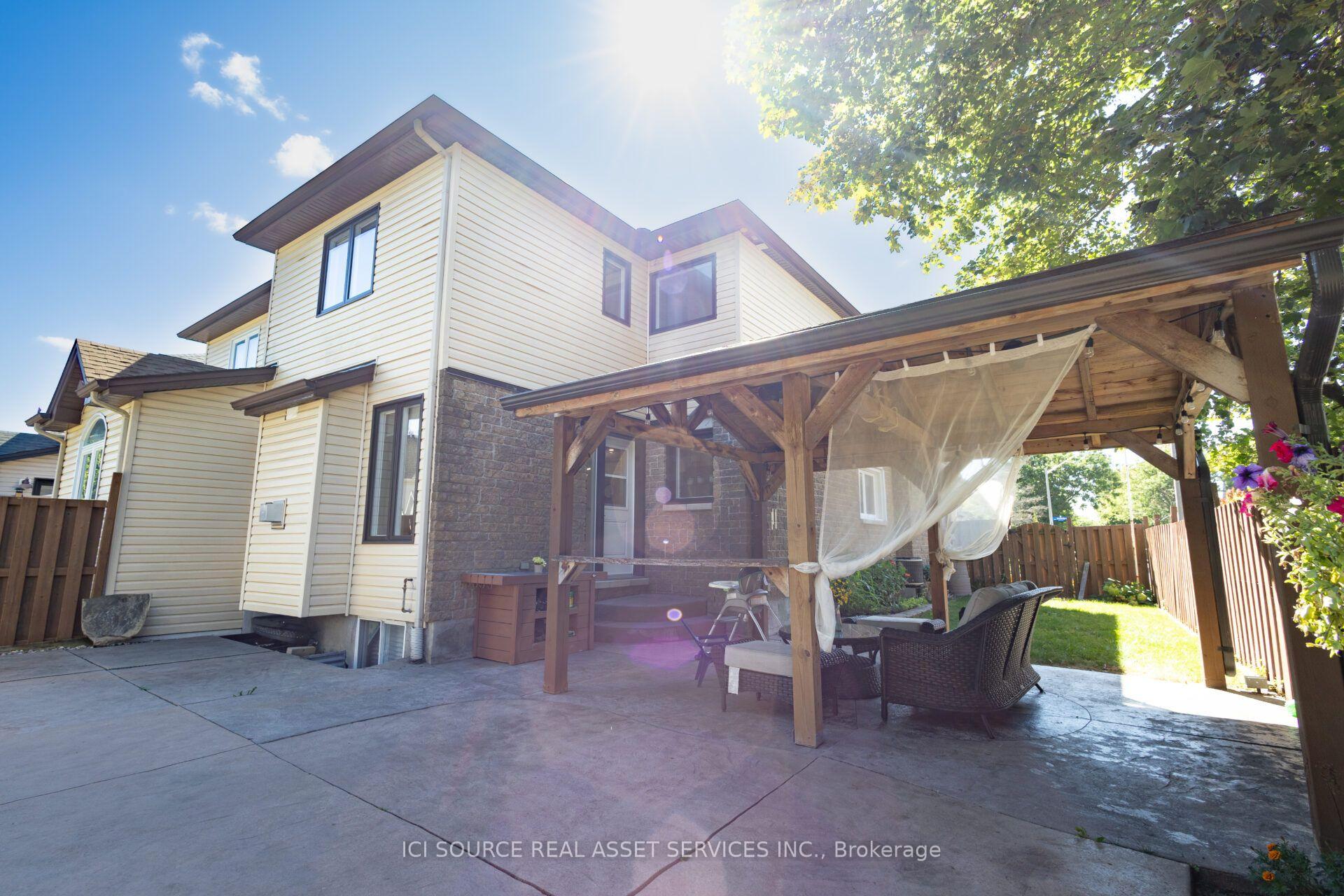 Photo 35 of 127 Waterbridge Drive, Ottawa, Barrhaven East — HOMEH