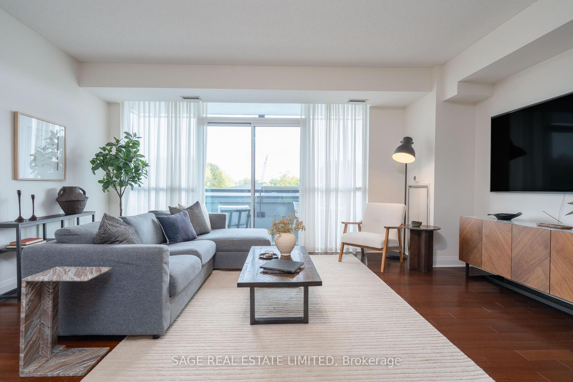 Photo of Unit 202, 1 Hurontario Street