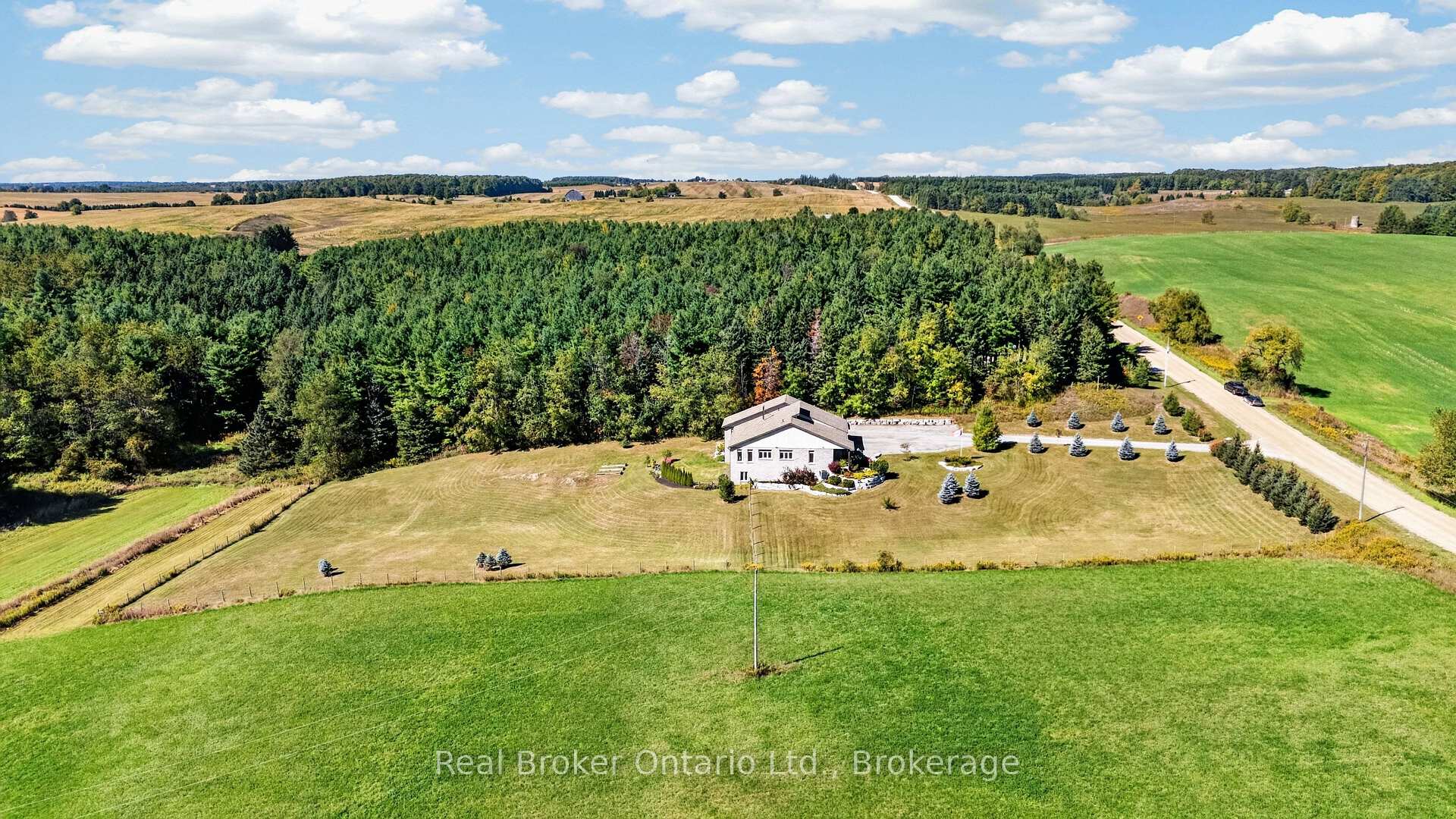 Photo 45 of 5954 Sixth Line, Erin, Rural Erin — HOMEH