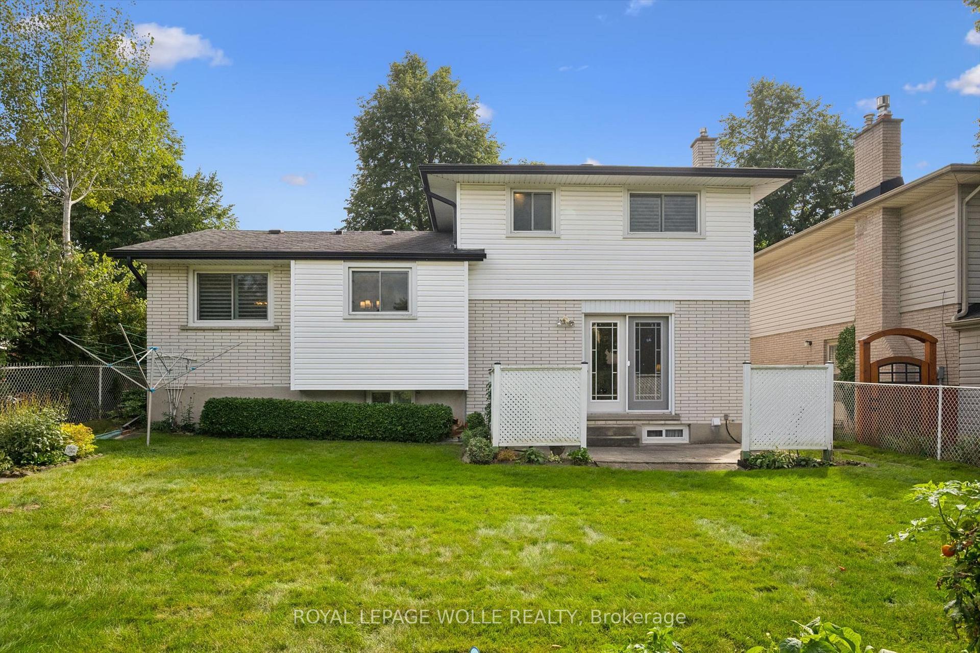 Photo 31 of 62 Gibson Drive, Kitchener, Heritage Park - Kitchener — HOMEH