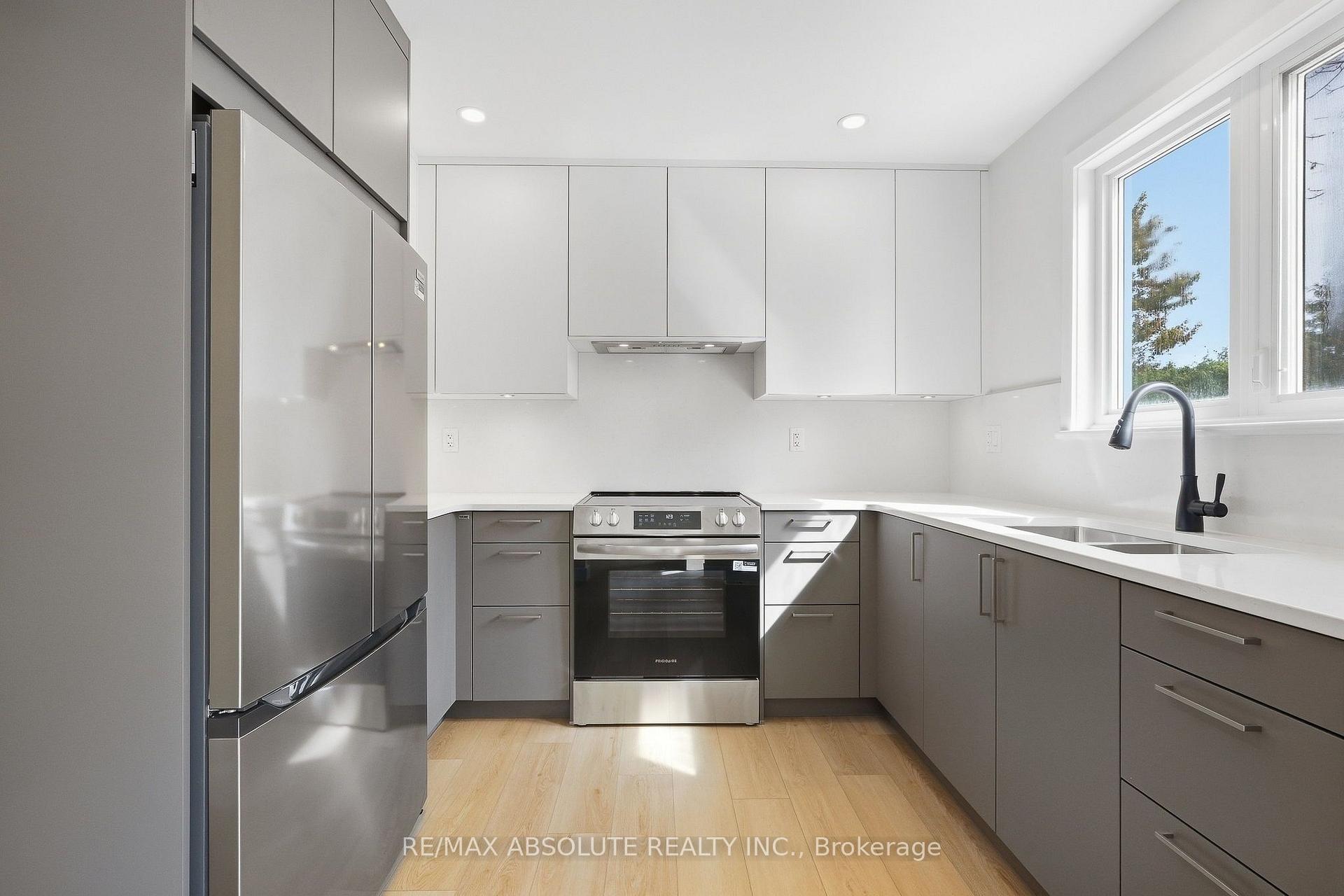 Photo 3 of 286 Mockingbird Drive, Ottawa, Chatelaine Village — HOMEH