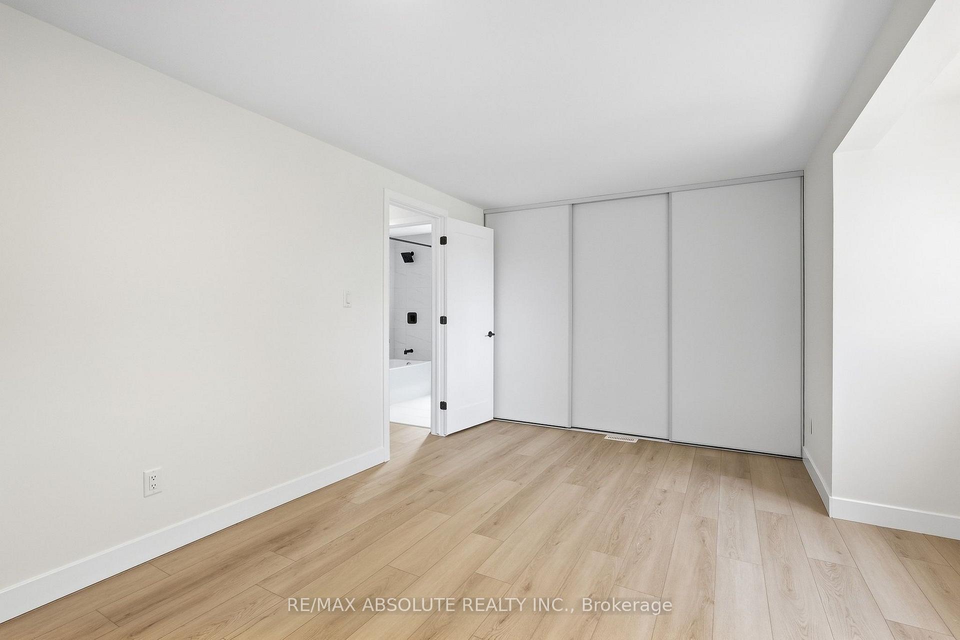 Photo 17 of 286 Mockingbird Drive, Ottawa, Chatelaine Village — HOMEH