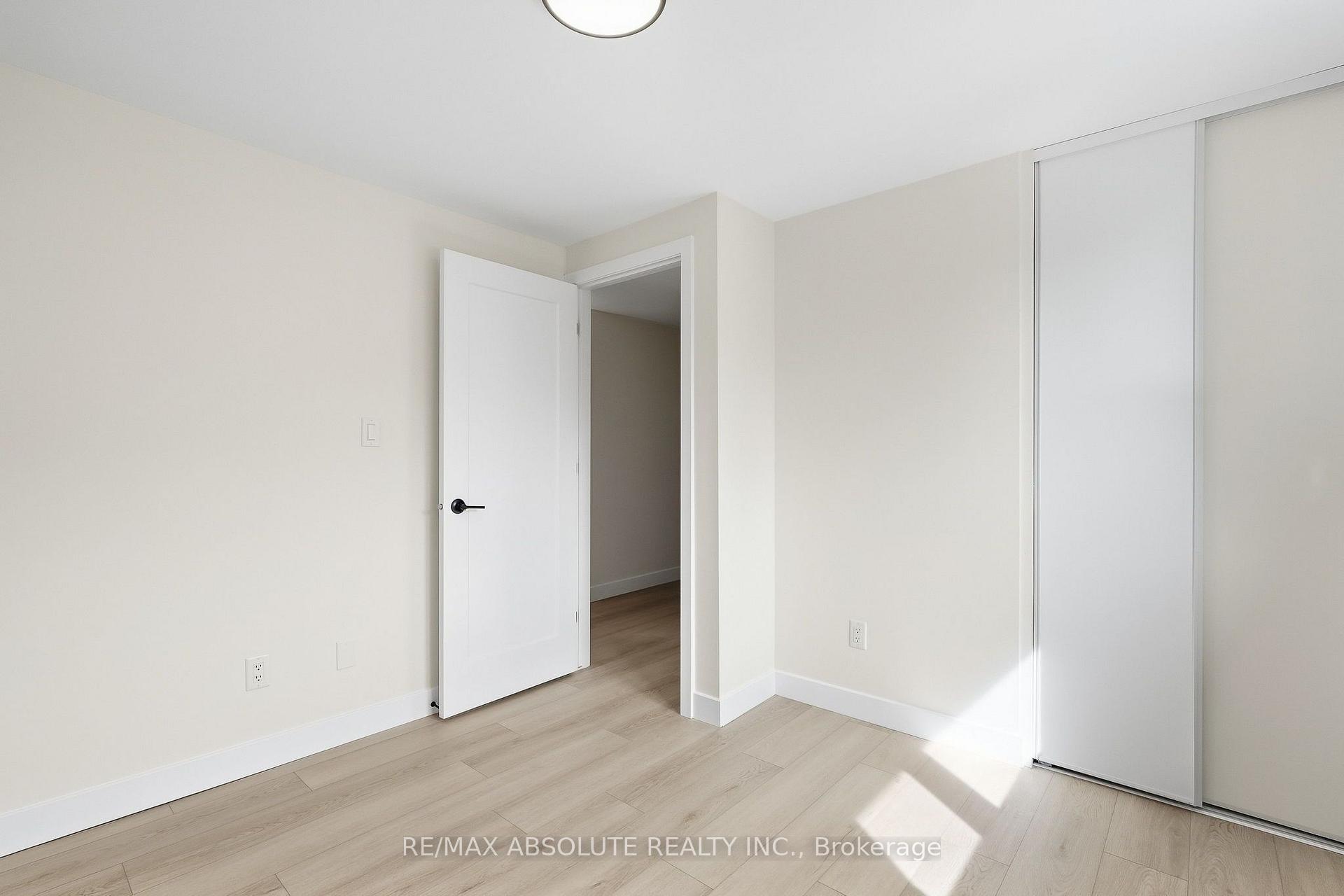 Photo 20 of 286 Mockingbird Drive, Ottawa, Chatelaine Village — HOMEH