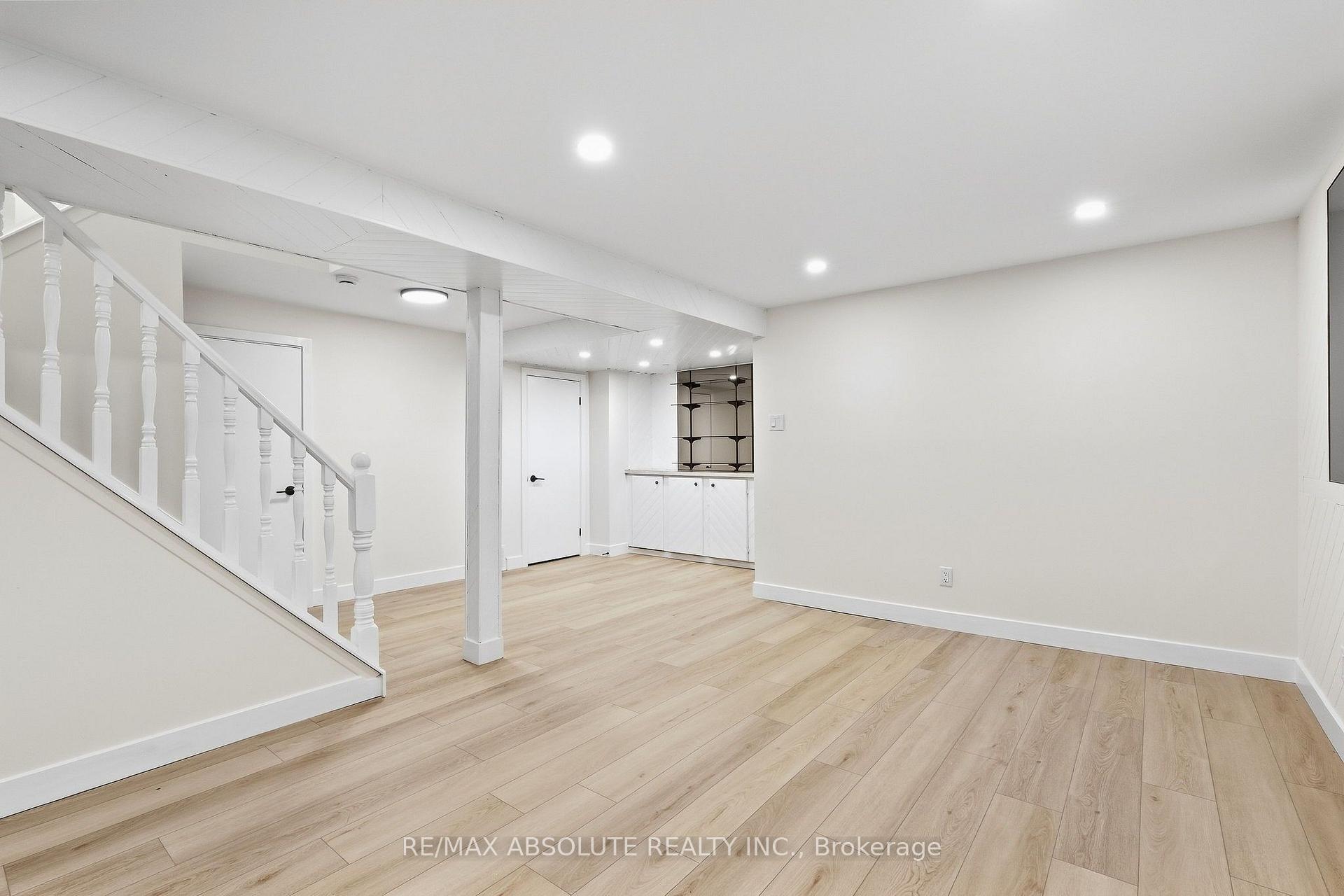 Photo 26 of 286 Mockingbird Drive, Ottawa, Chatelaine Village — HOMEH