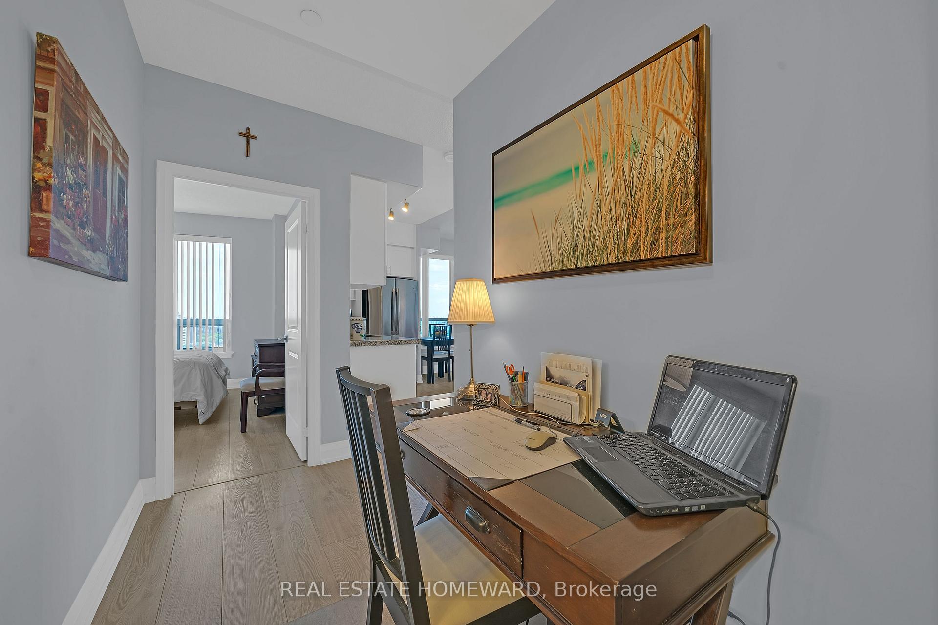 Photo 6 of Unit 1525, 7161 Yonge Street, Markham, Thornhill — HOMEH
