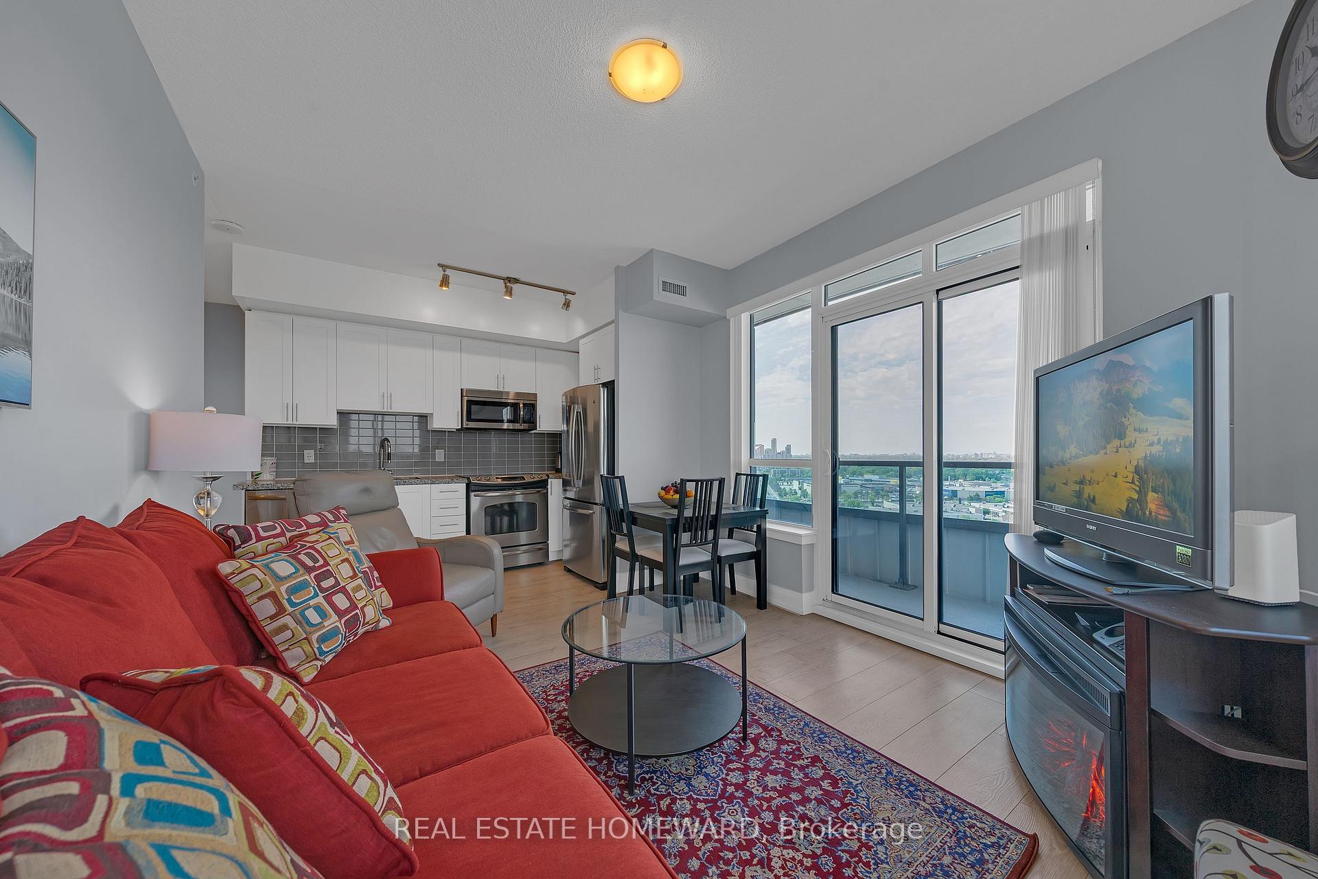 Photo 10 of Unit 1525, 7161 Yonge Street, Markham, Thornhill — HOMEH